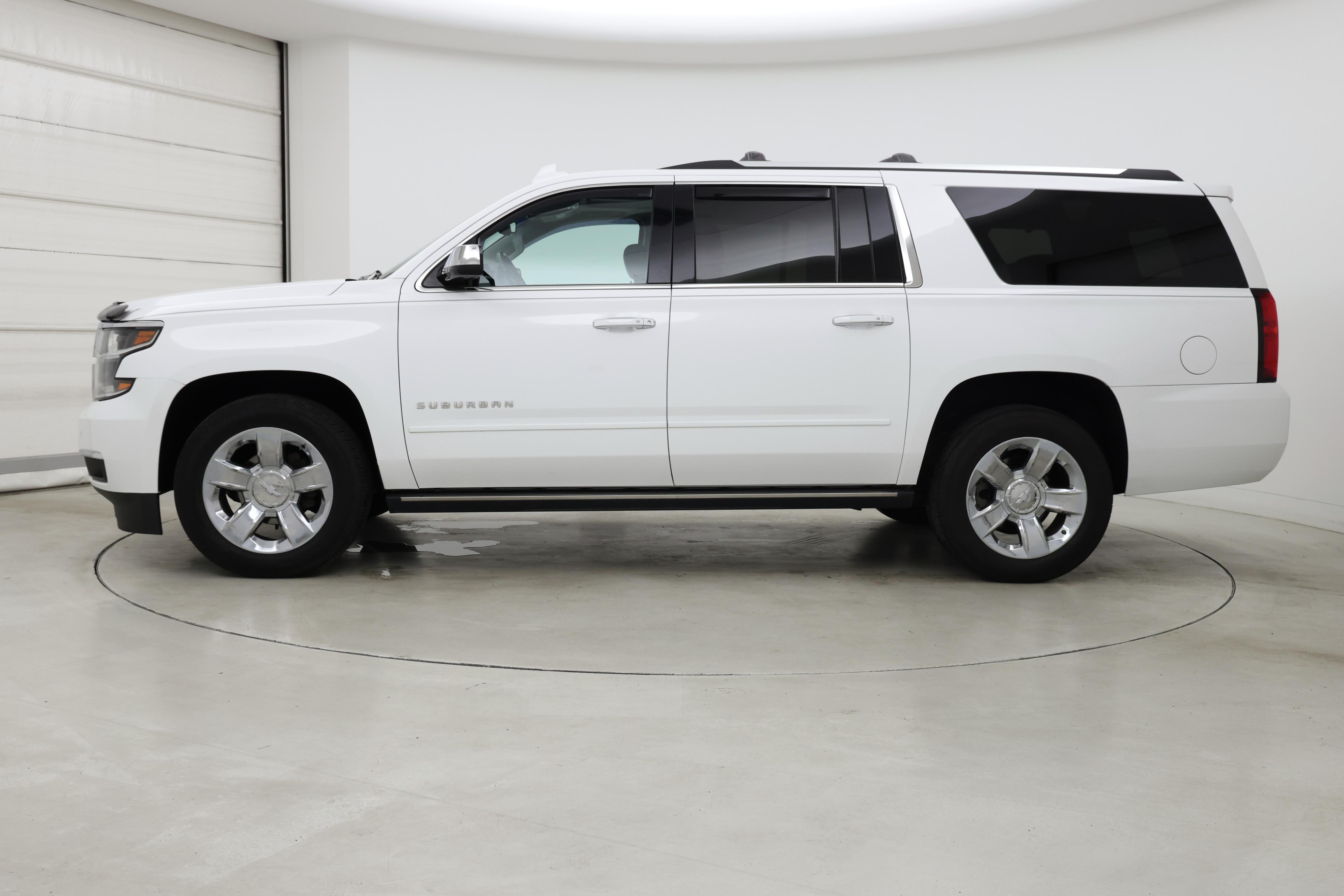 Thumbnail: 2020 Chevrolet Suburban - 3