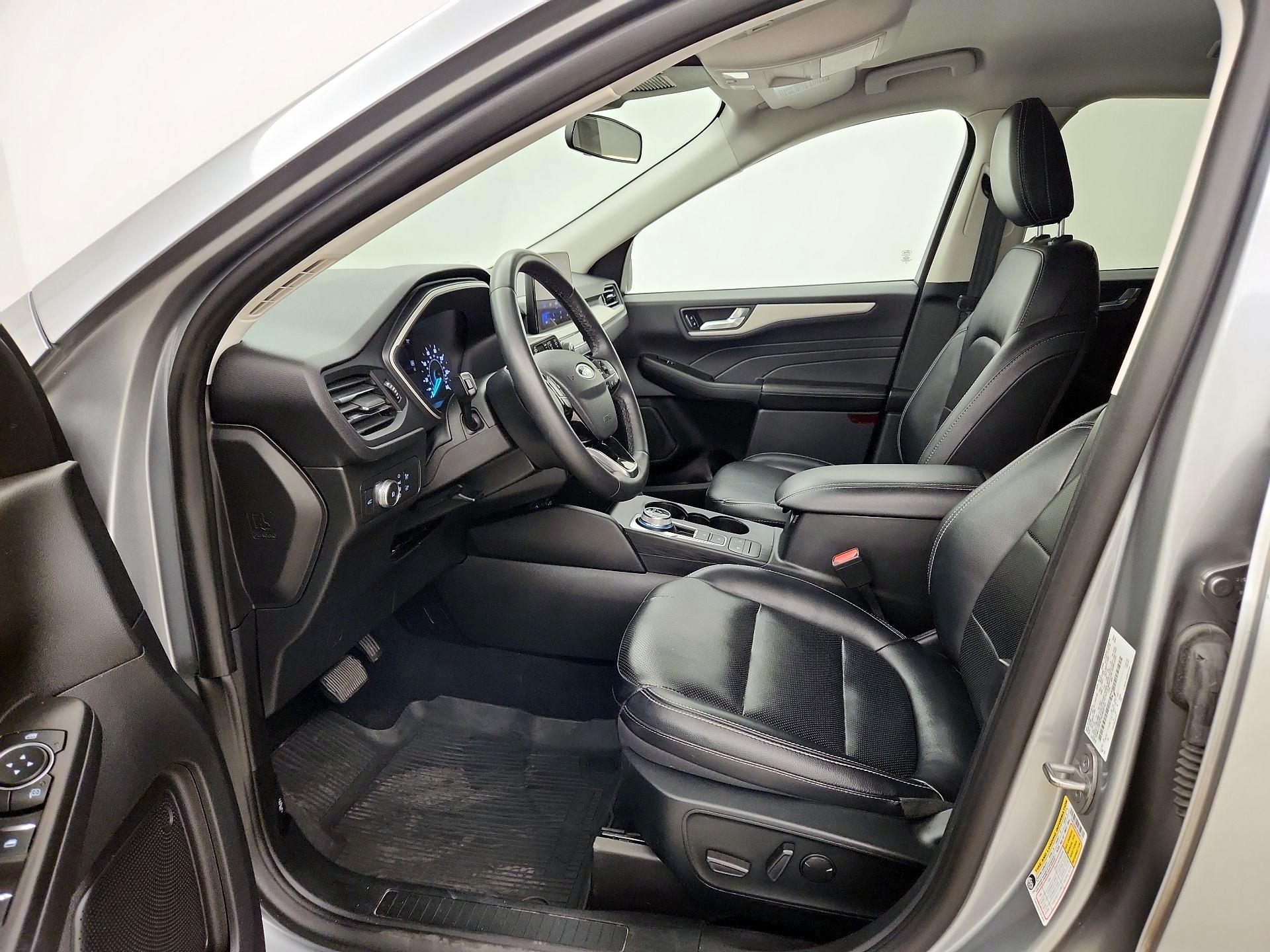 Thumbnail: 2022 Ford Escape - 11