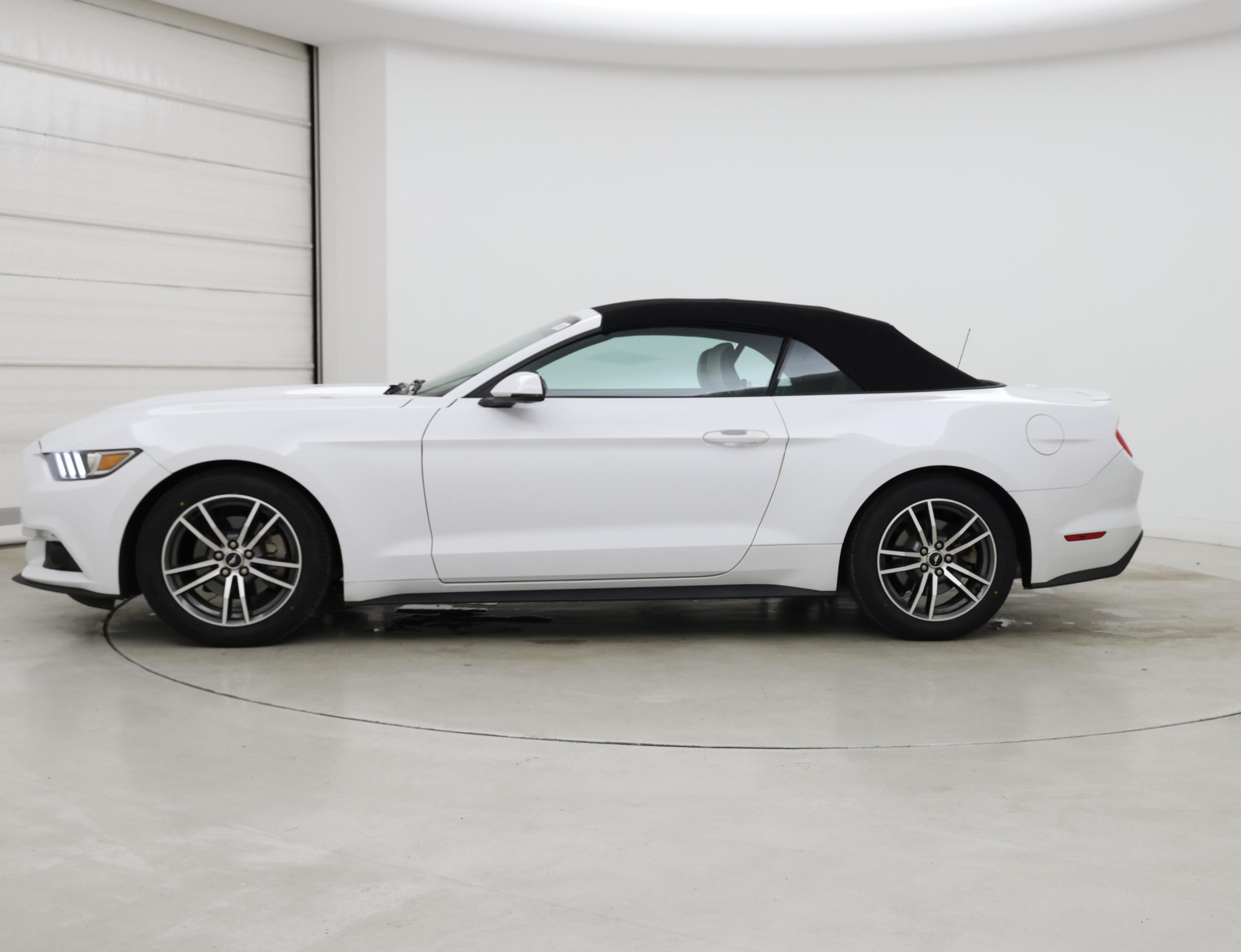 Thumbnail: 2017 Ford Mustang - 3