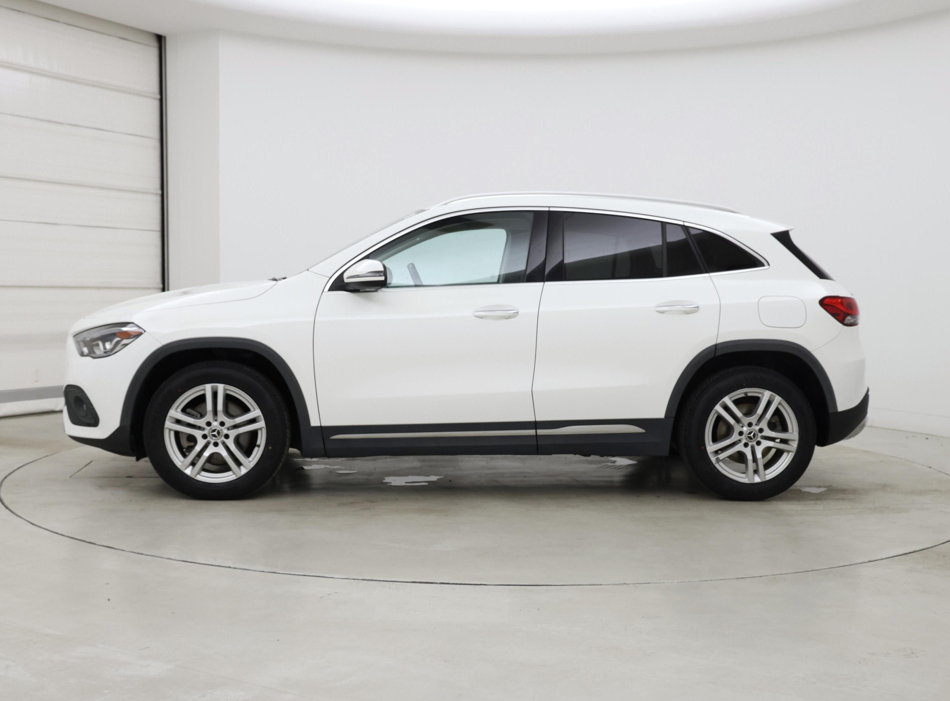Thumbnail: 2021 Mercedes-Benz GLA - 3