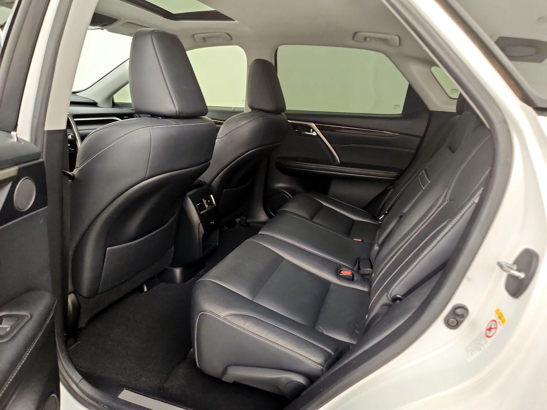 Thumbnail: 2019 Lexus RX - 20