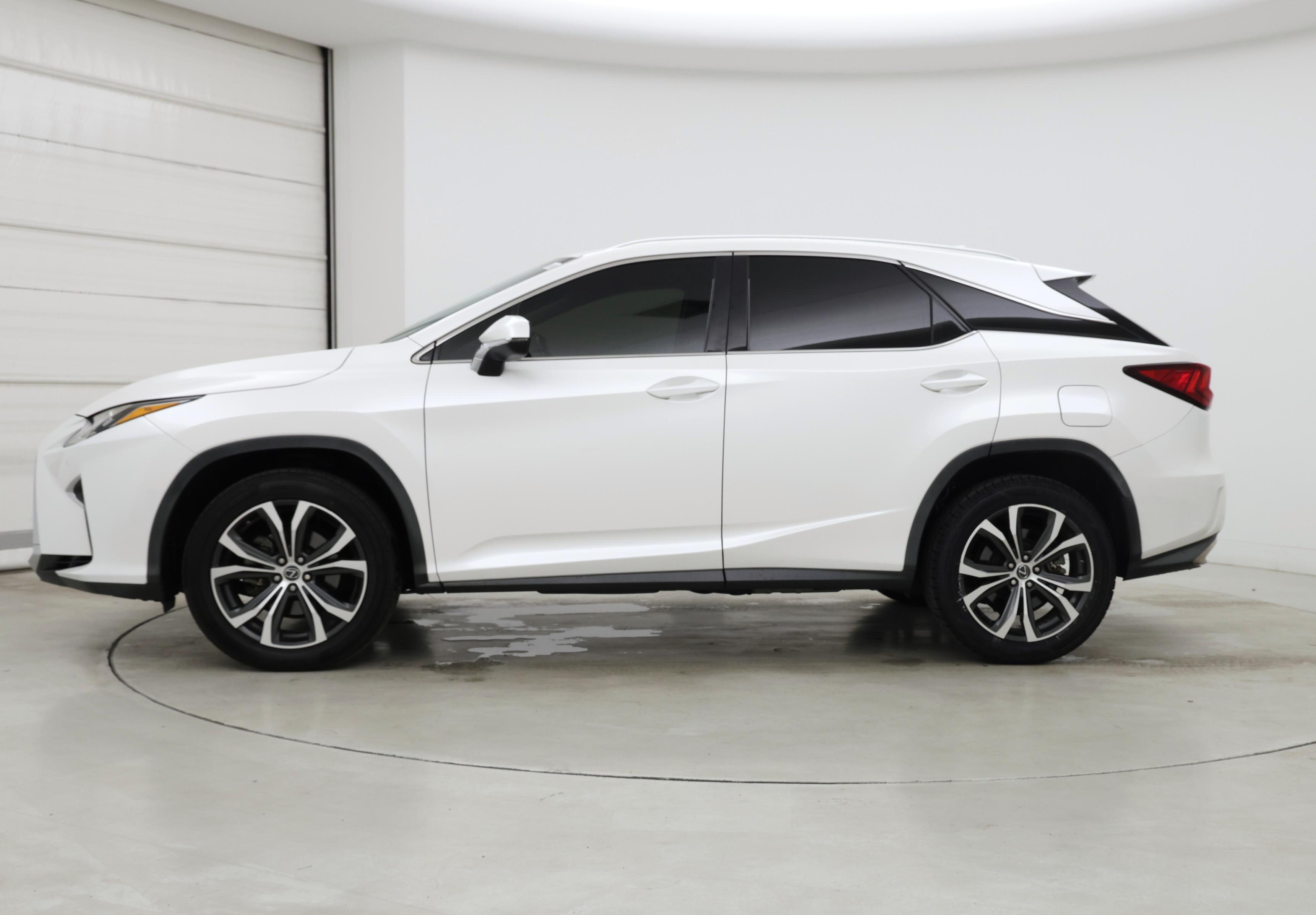Thumbnail: 2019 Lexus RX - 3