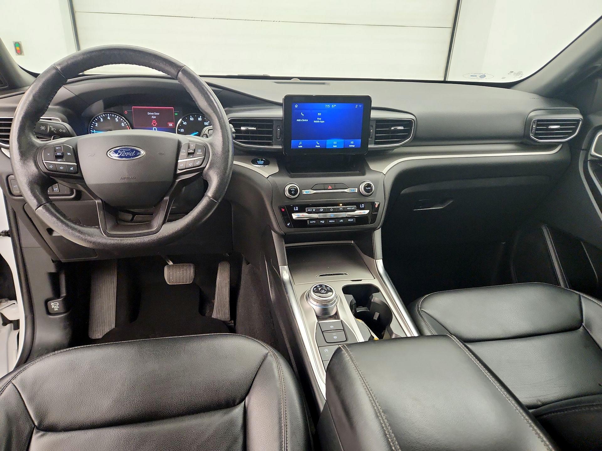 Thumbnail: 2020 Ford Explorer - 9