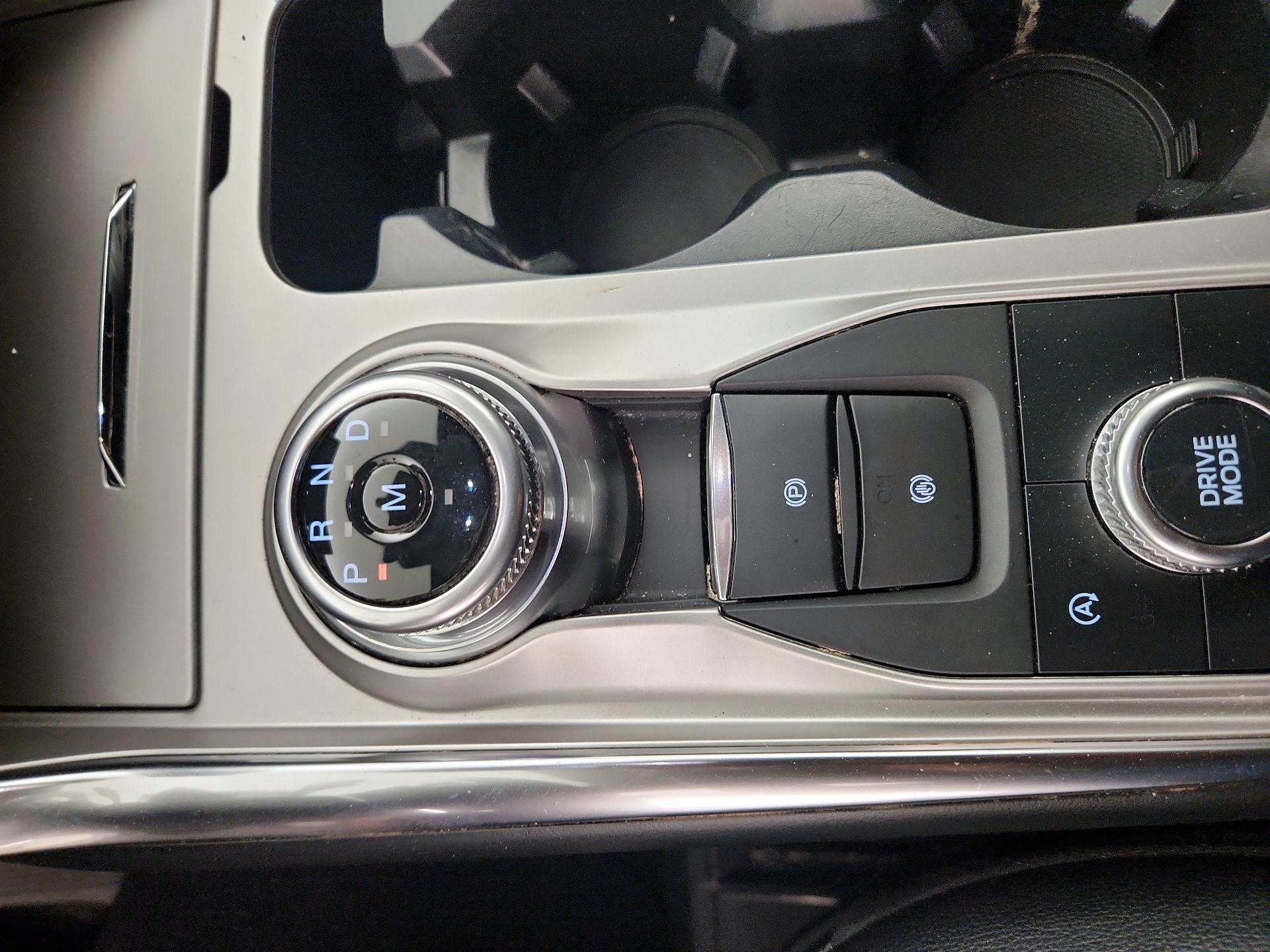 Thumbnail: 2020 Ford Explorer - 17