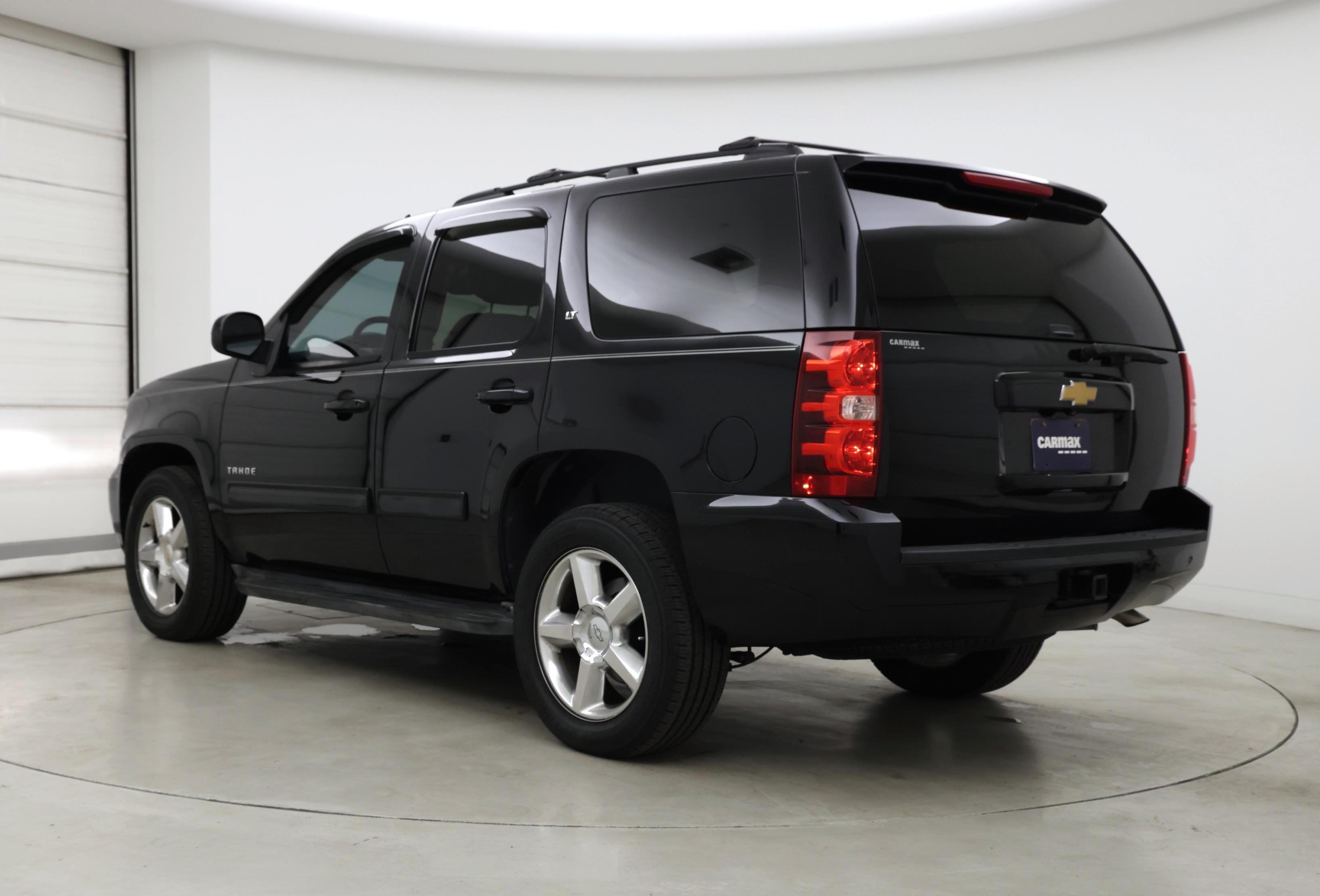 Thumbnail: 2014 Chevrolet Tahoe - 2