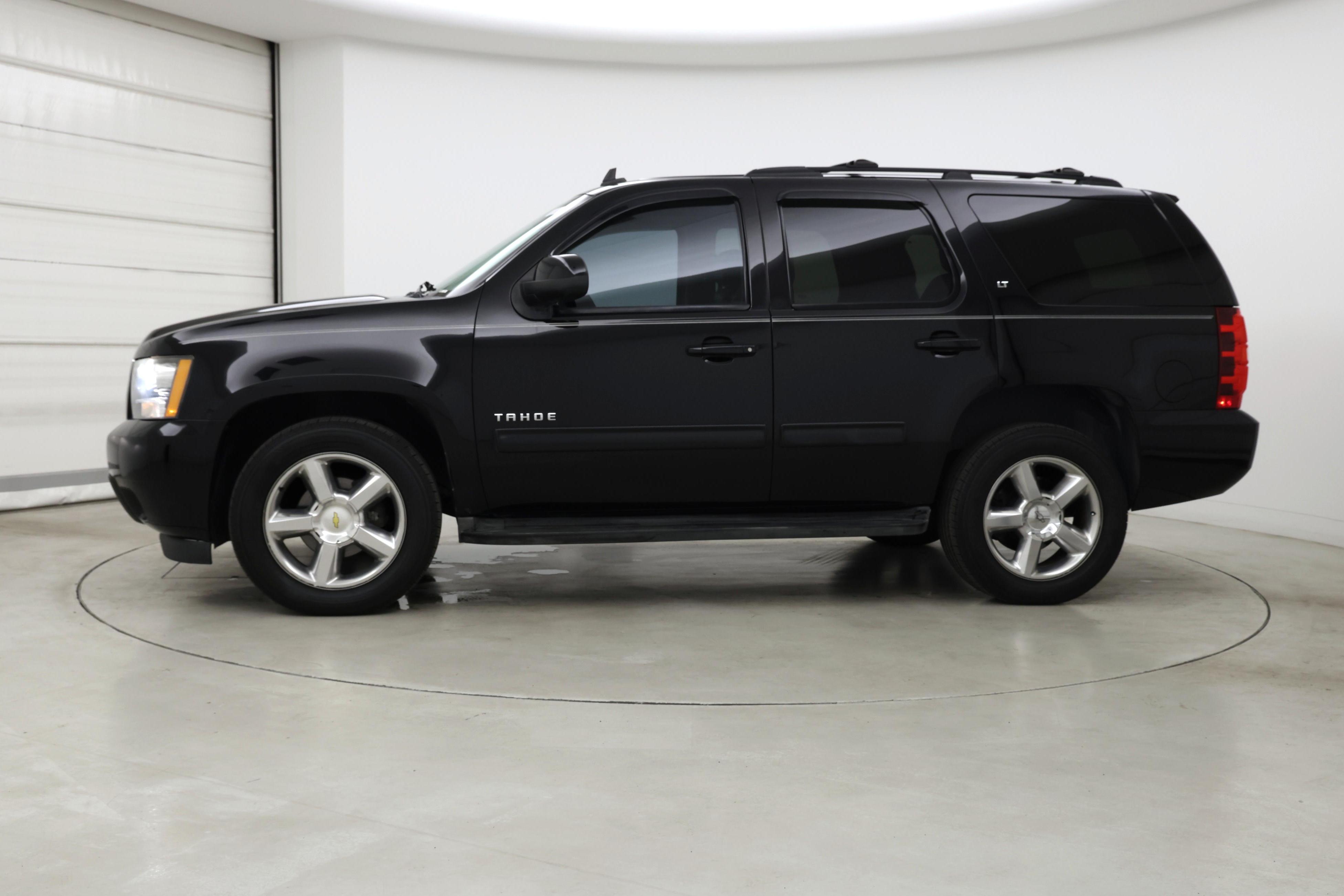 Thumbnail: 2014 Chevrolet Tahoe - 3