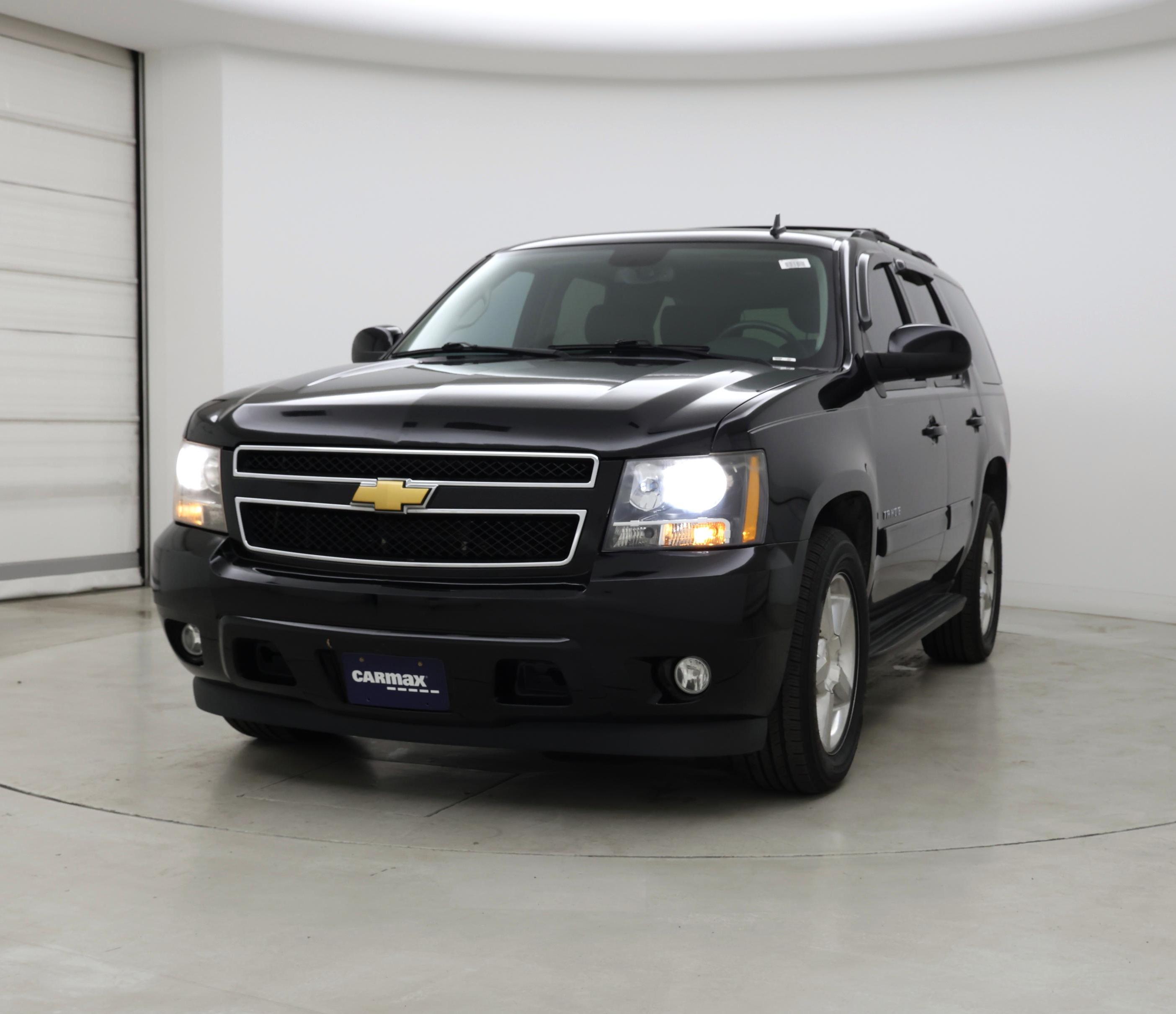 Thumbnail: 2014 Chevrolet Tahoe - 4