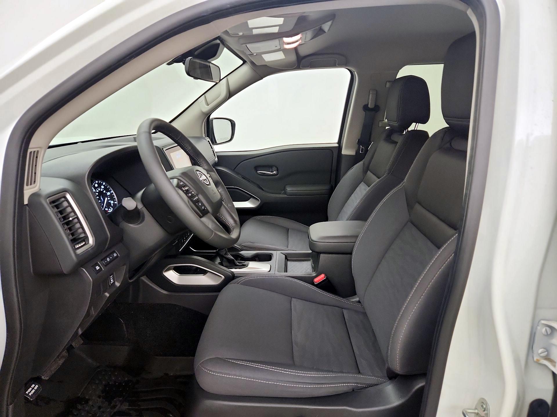 Thumbnail: 2024 Nissan Frontier - 11