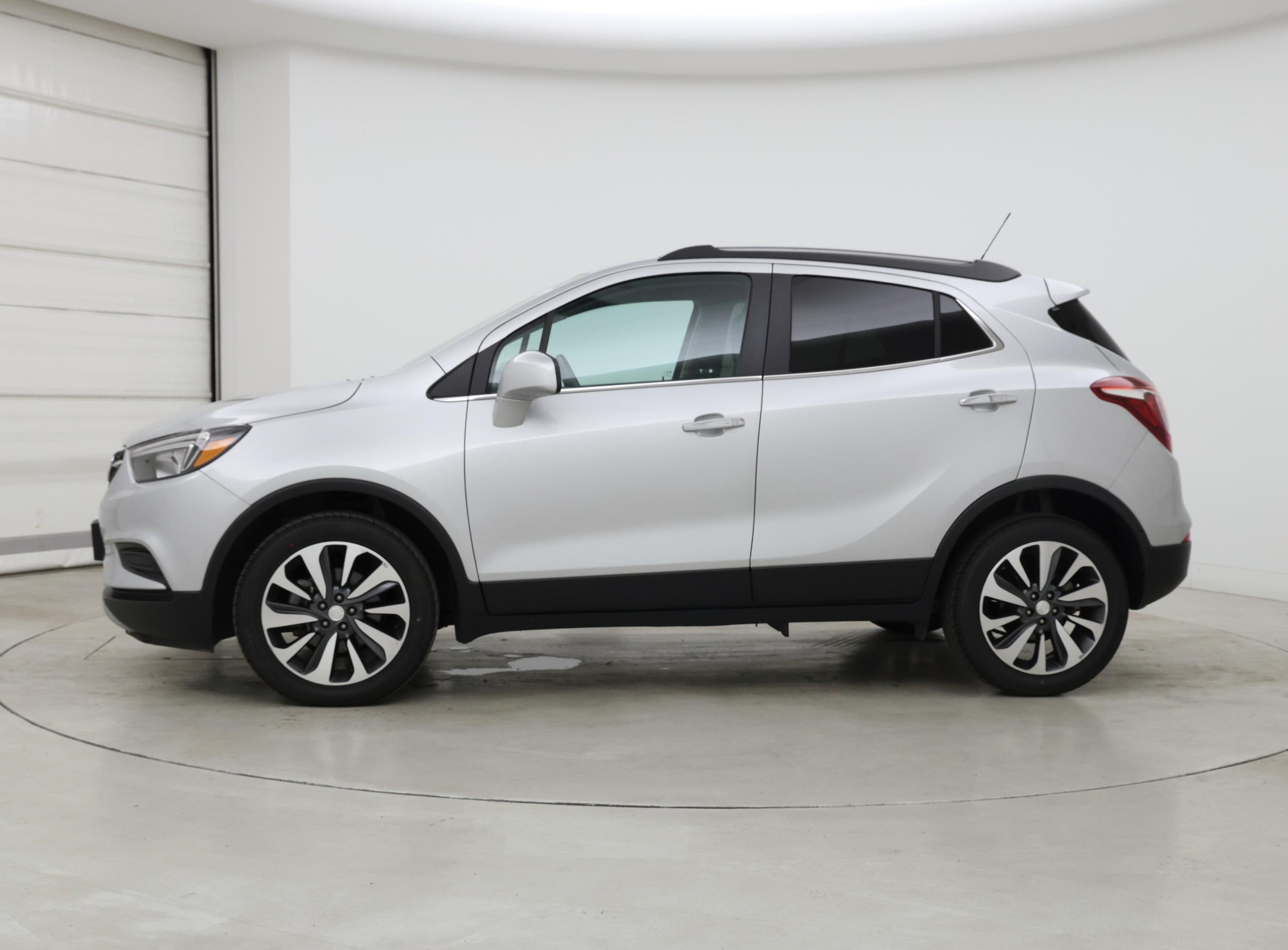 Thumbnail: 2022 Buick Encore - 3