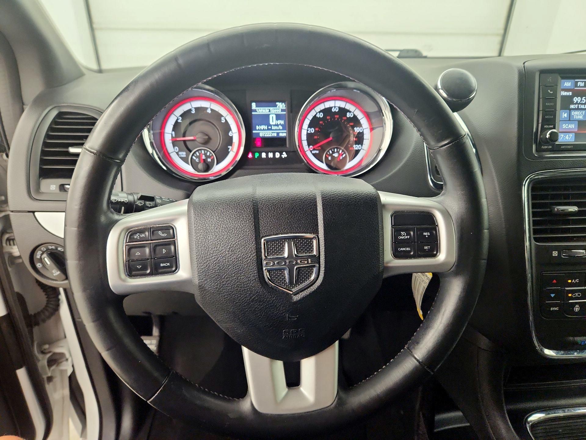 Thumbnail: 2019 Dodge Grand Caravan - 10