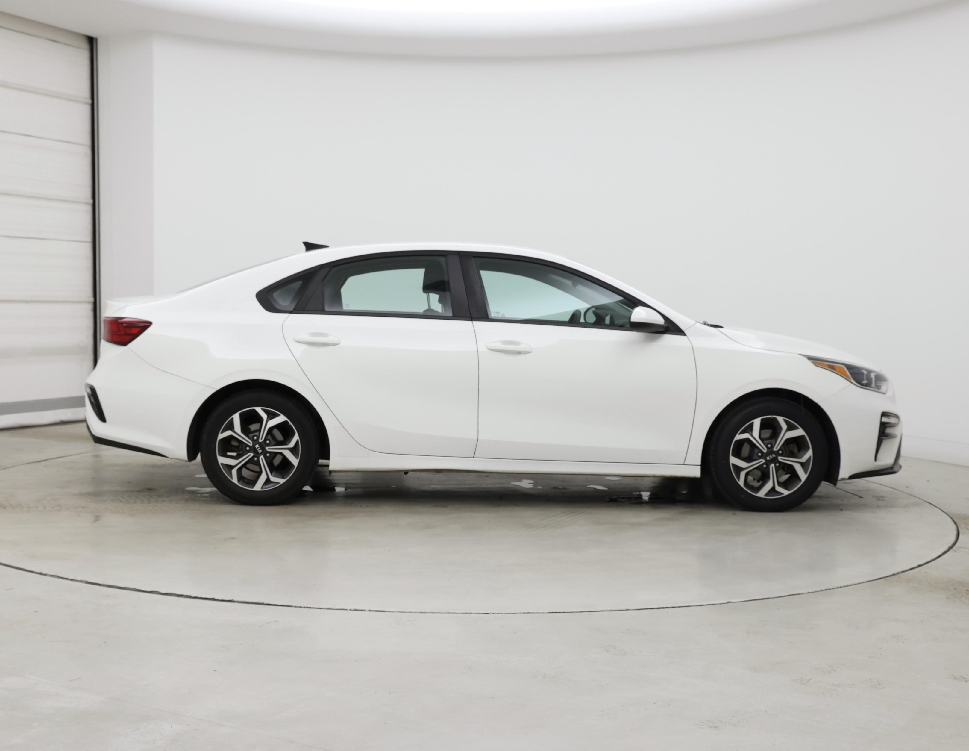 Thumbnail: 2019 Kia Forte - 7
