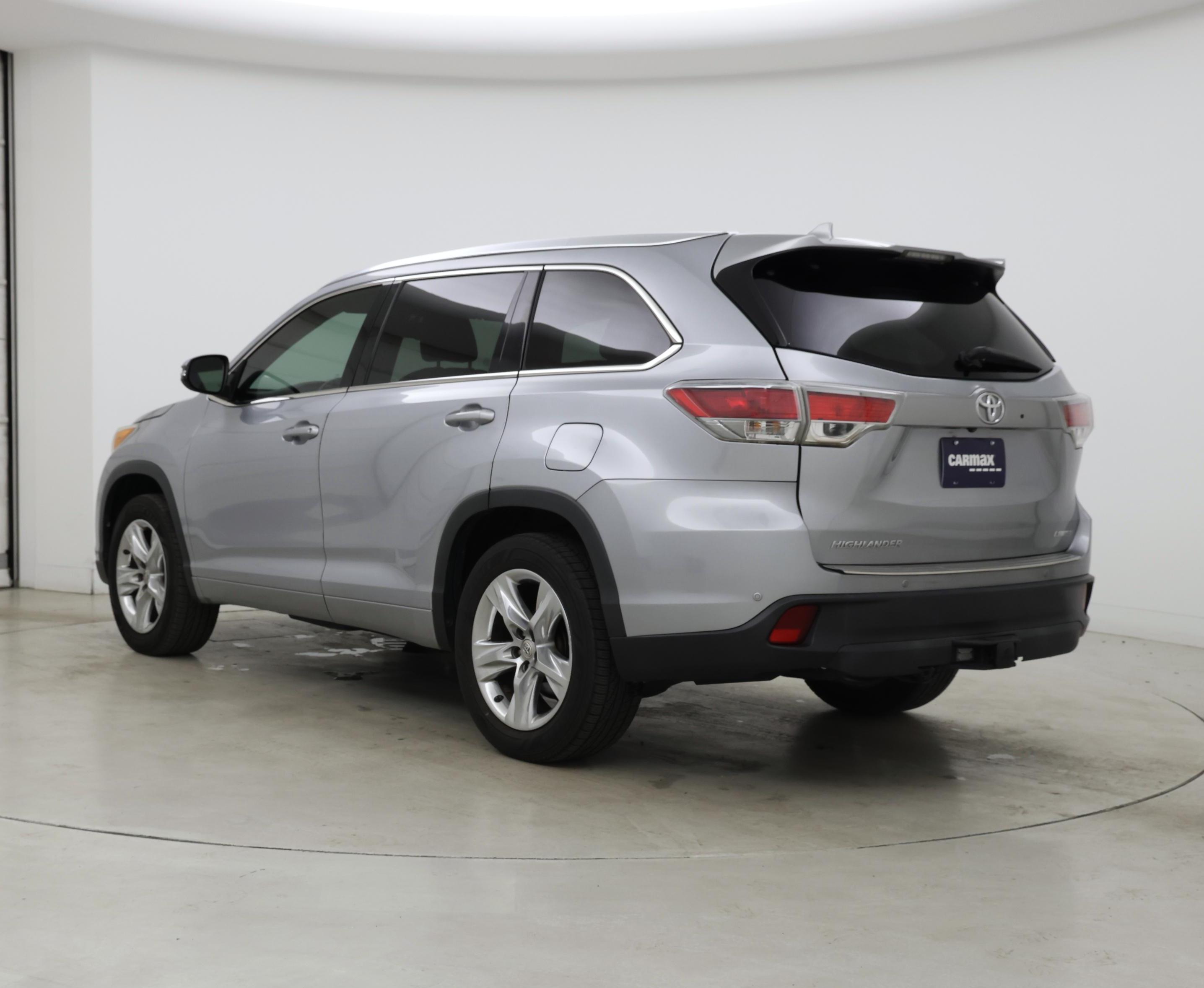 Thumbnail: 2015 Toyota Highlander - 2