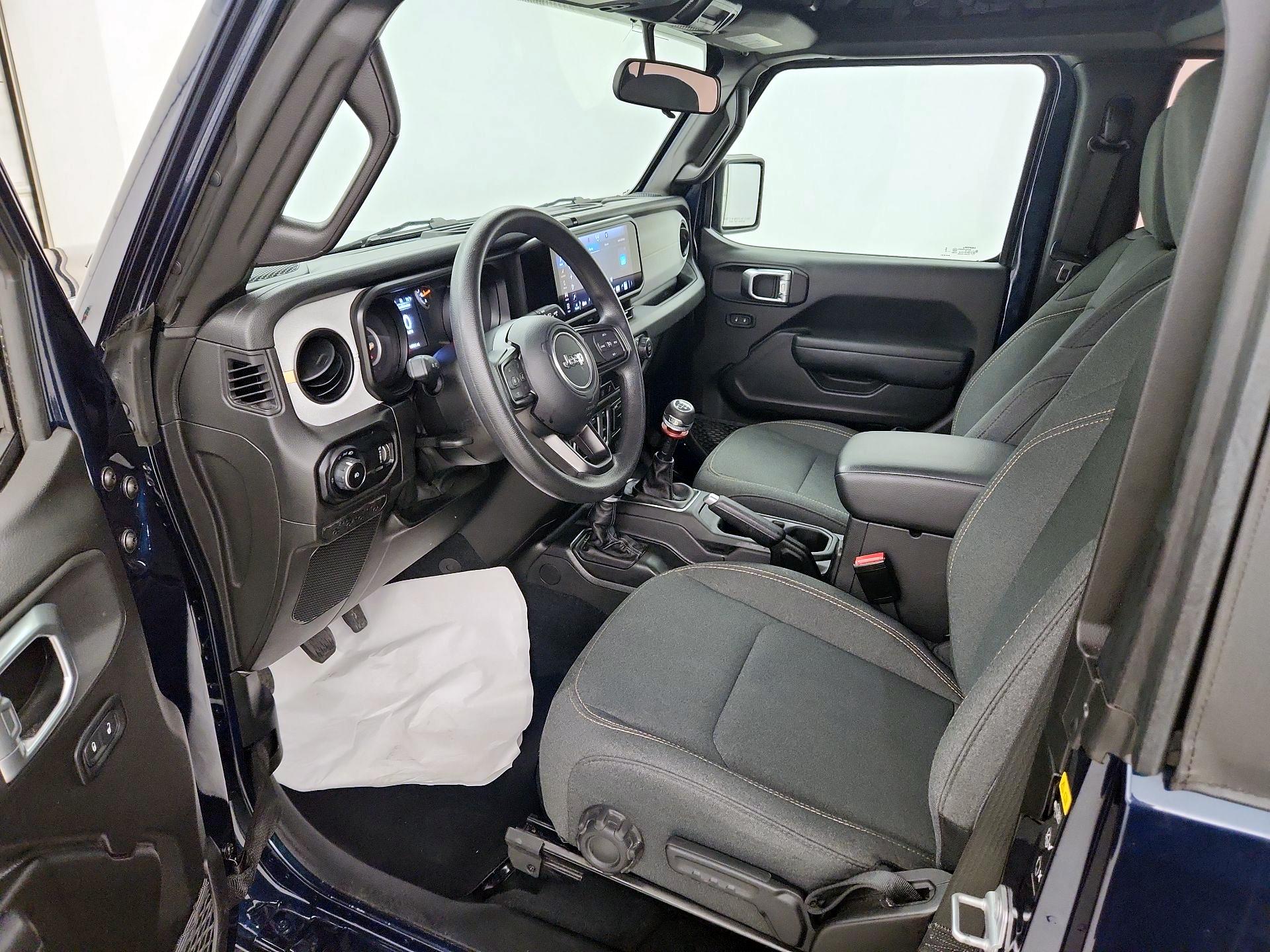 Thumbnail: 2025 Jeep Wrangler - 11