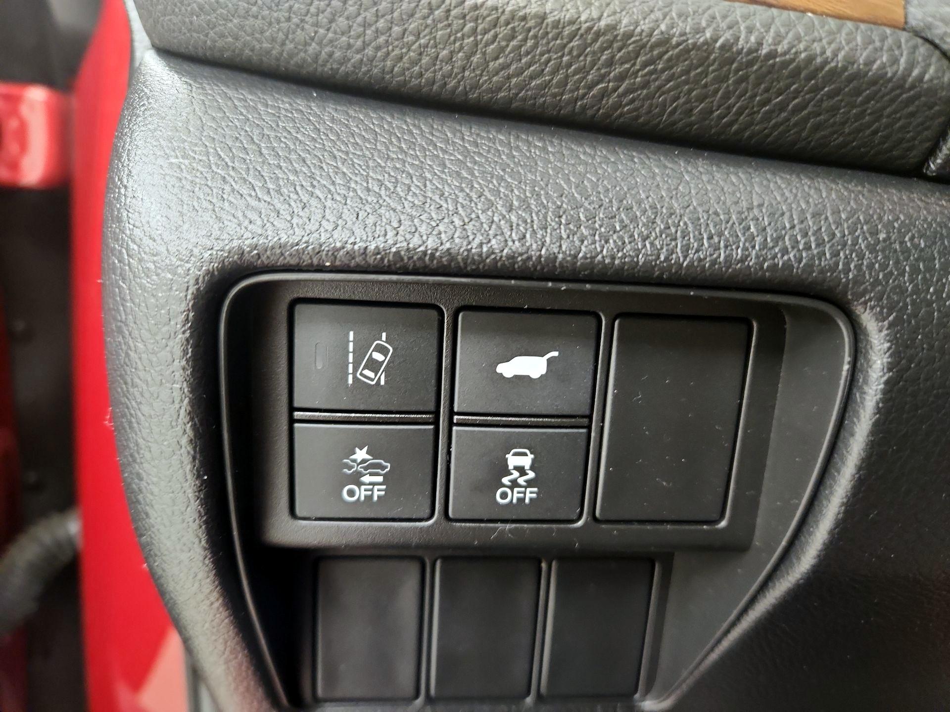 Thumbnail: 2018 Honda CR-V - 13