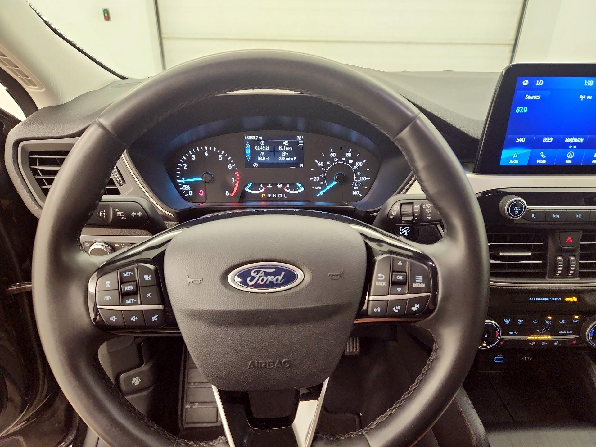 Thumbnail: 2022 Ford Escape - 10