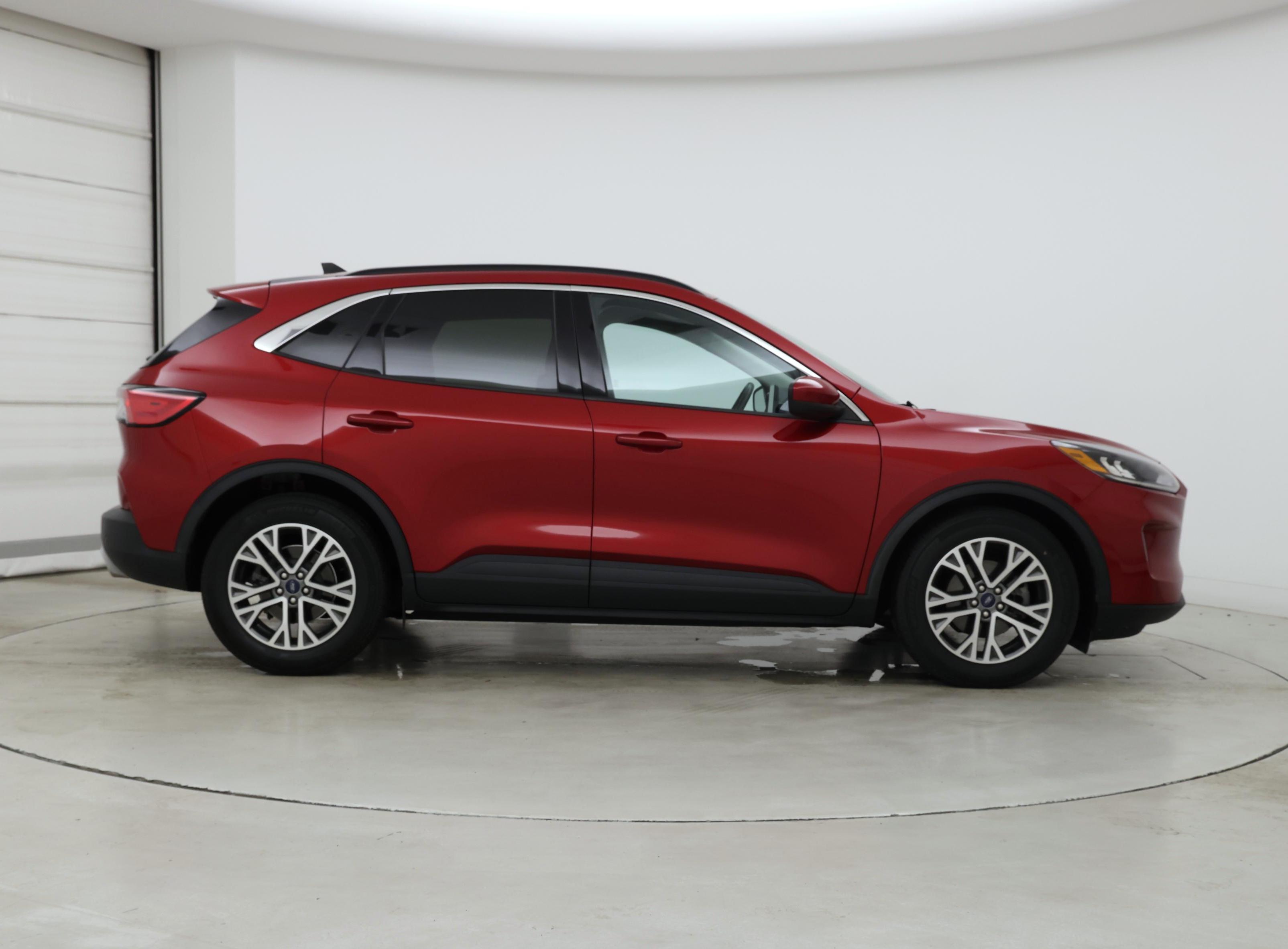 Thumbnail: 2021 Ford Escape - 7