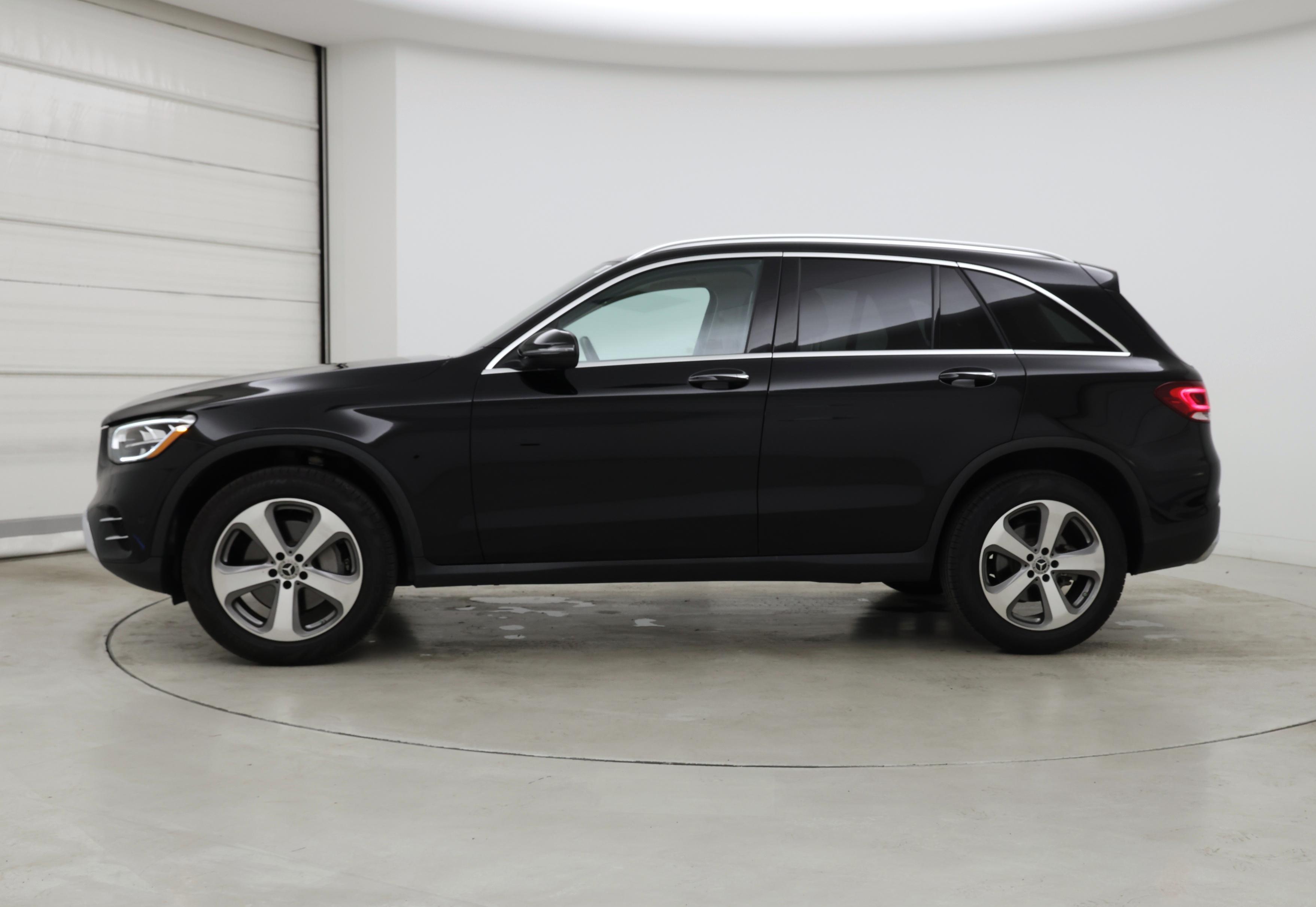 Thumbnail: 2022 Mercedes-Benz GLC - 3