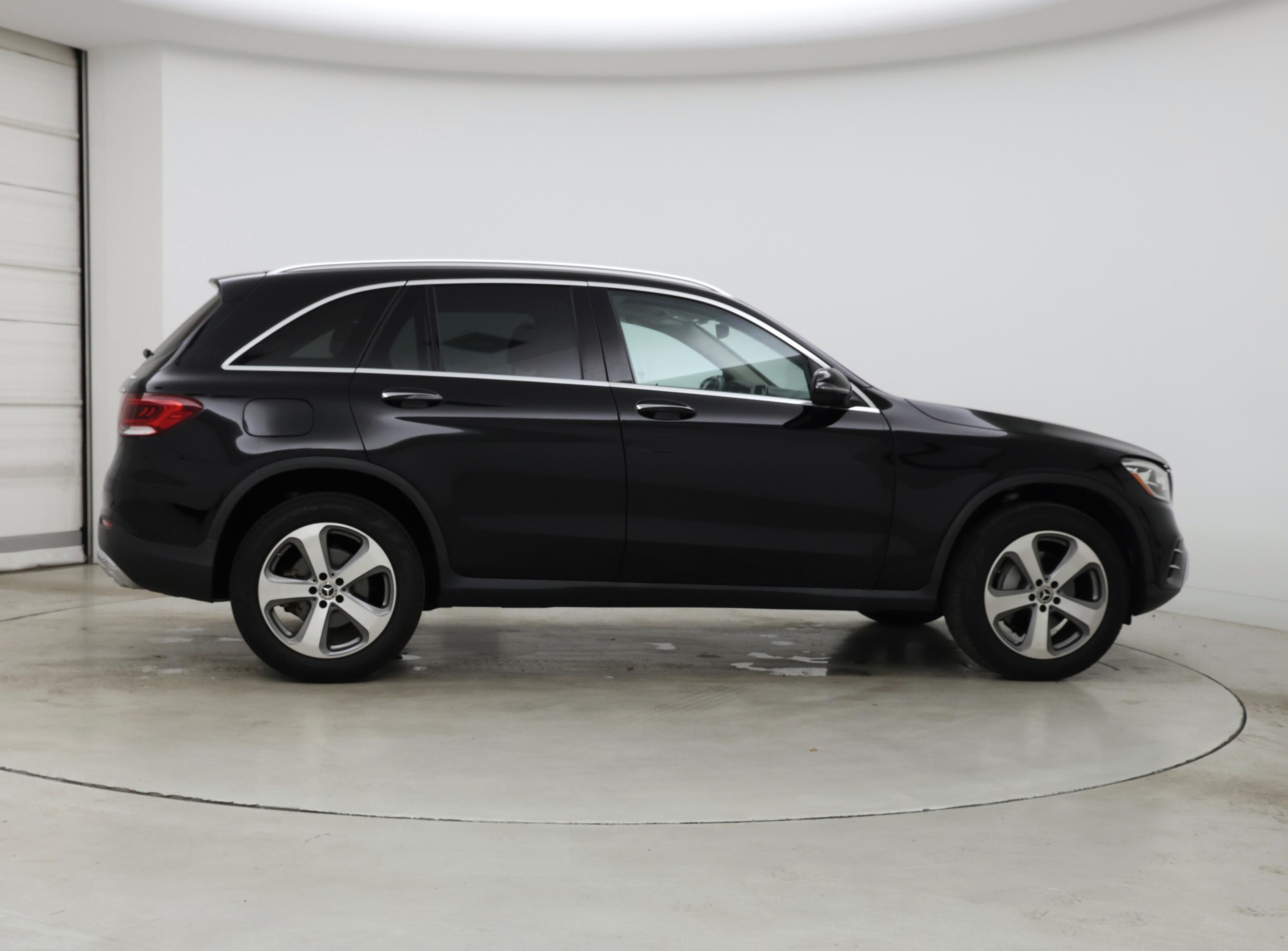 Thumbnail: 2022 Mercedes-Benz GLC - 7