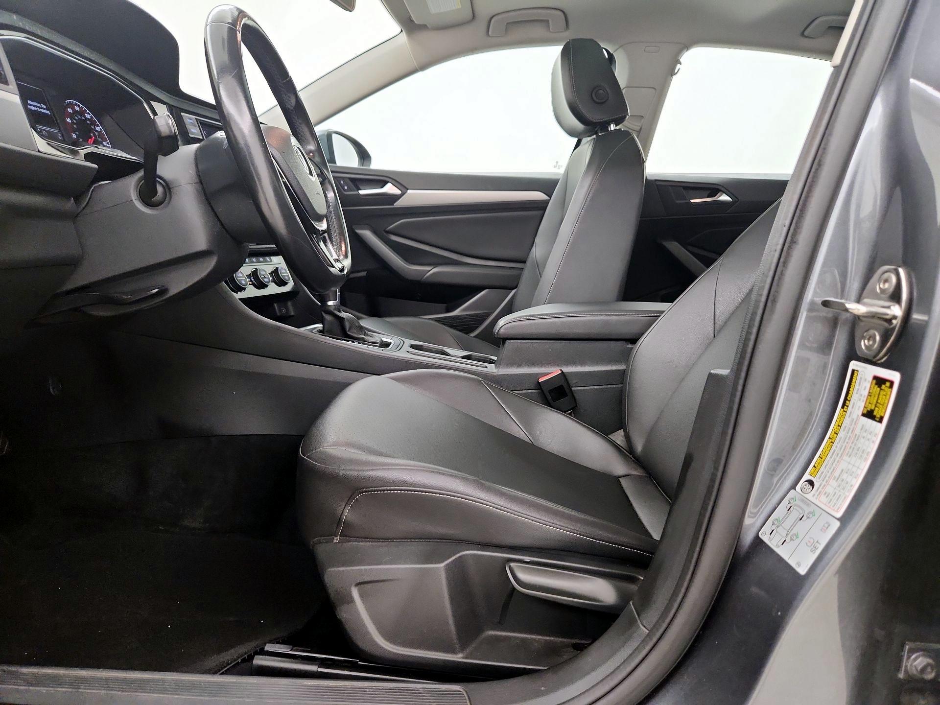 Thumbnail: 2019 Volkswagen Jetta - 11