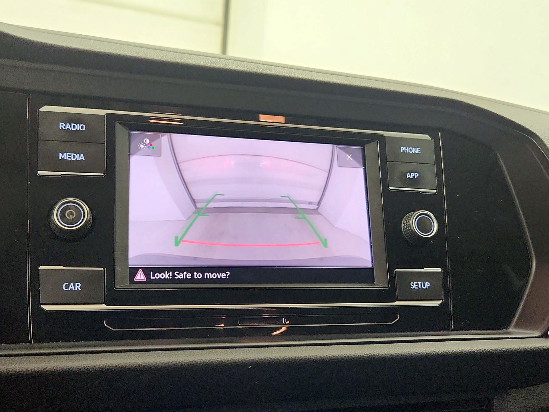 Thumbnail: 2019 Volkswagen Jetta - 14