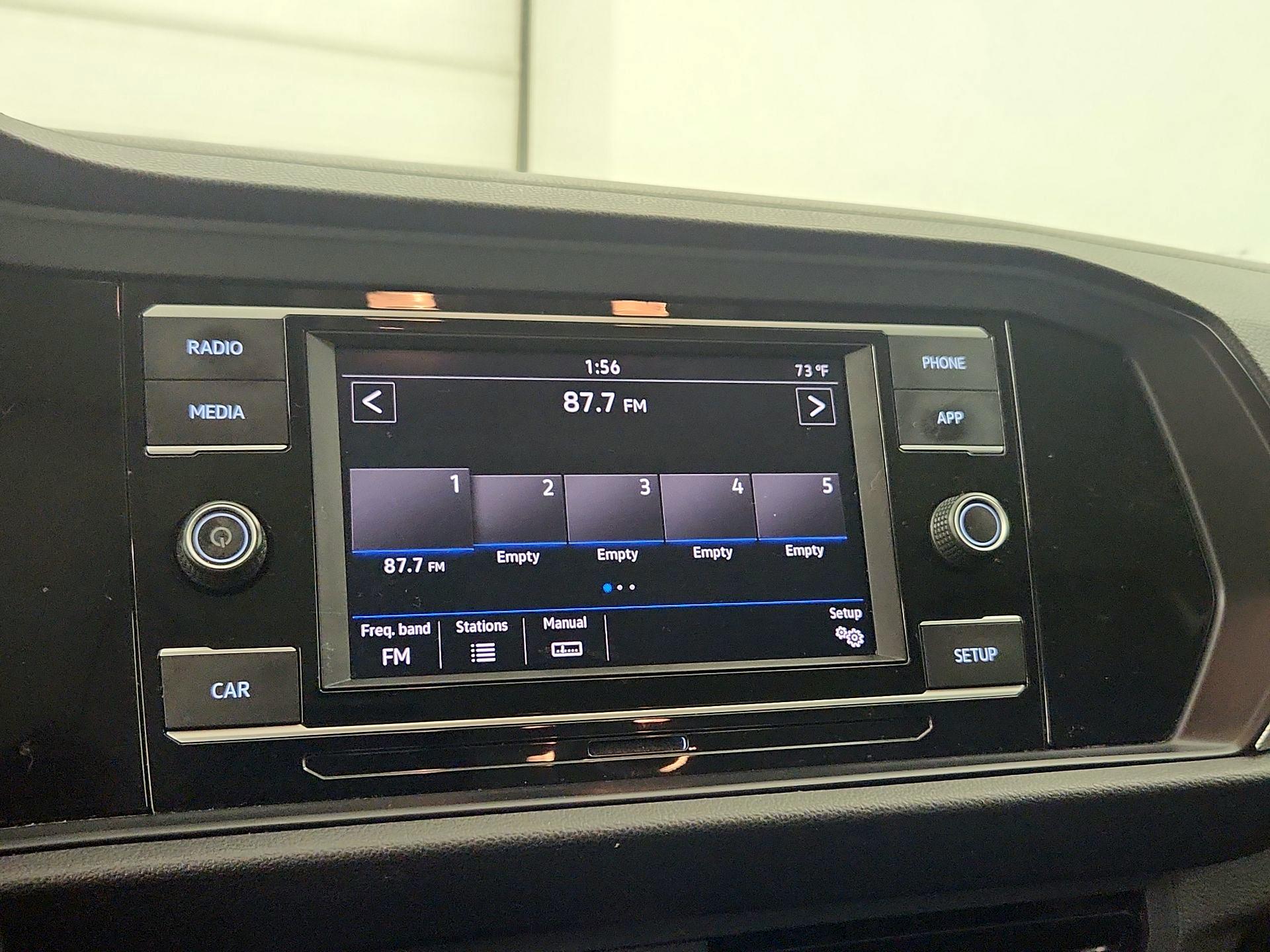 Thumbnail: 2019 Volkswagen Jetta - 15