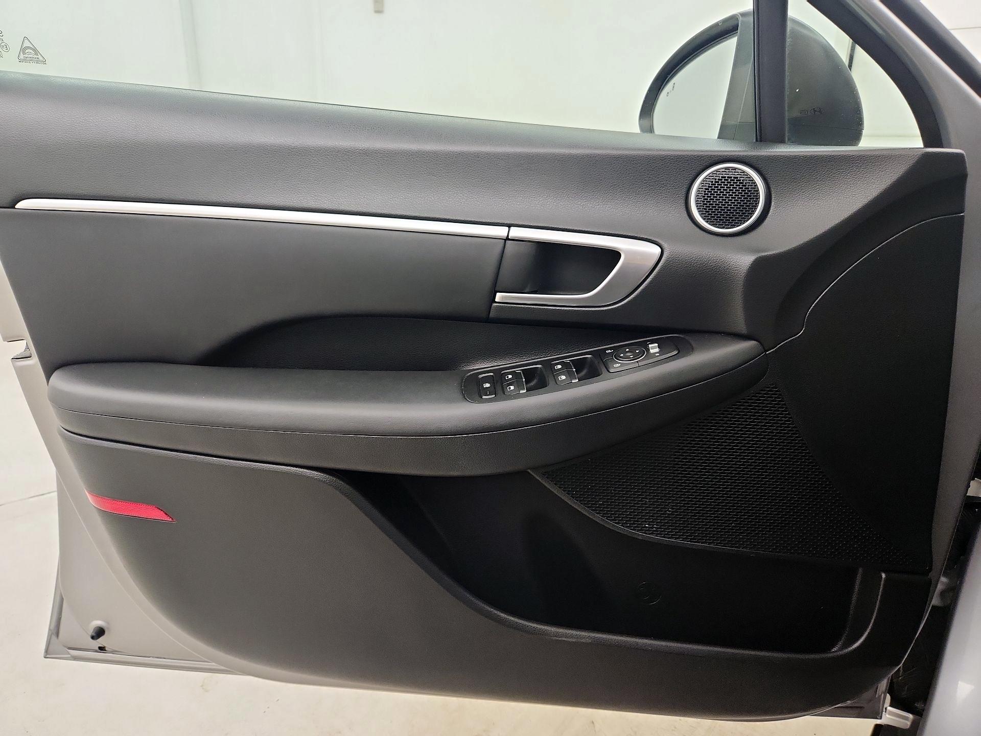 Thumbnail: 2021 Hyundai Sonata - 12