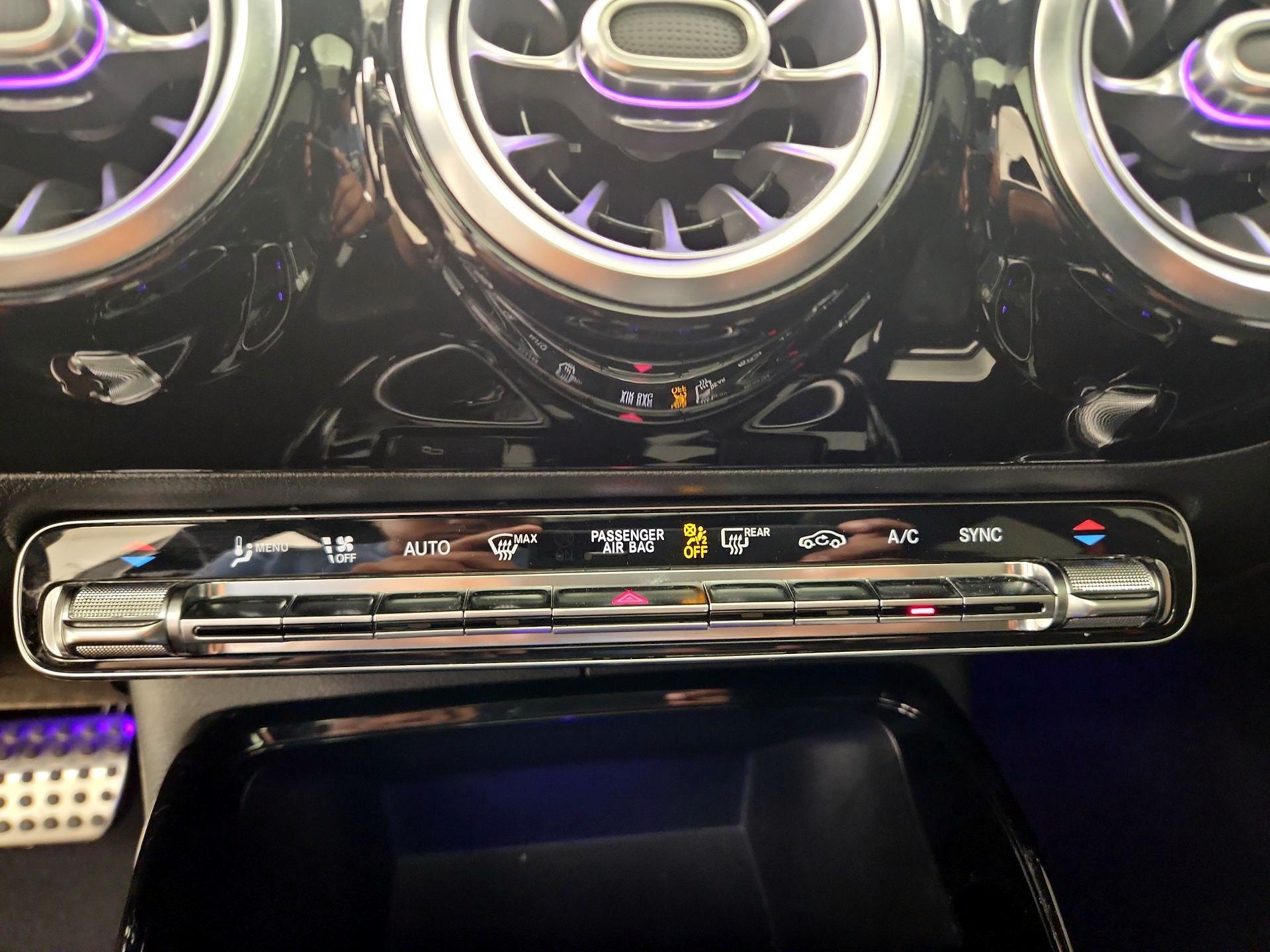 Thumbnail: 2020 Mercedes-Benz A-Class - 16