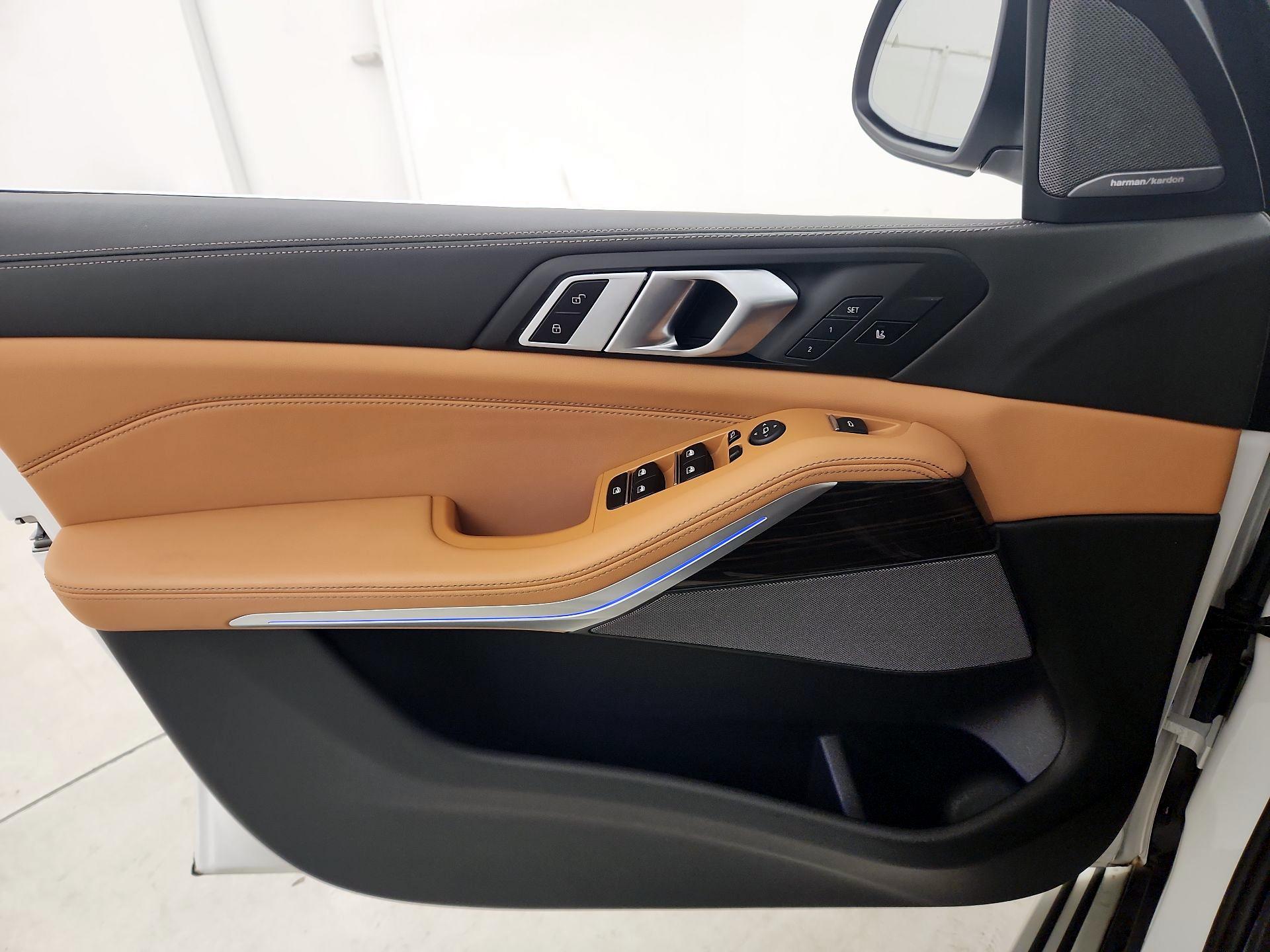 Thumbnail: 2025 BMW X5 - 12