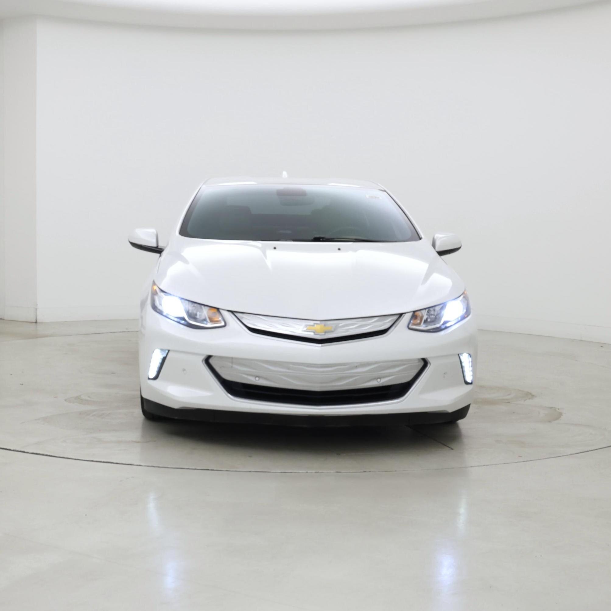 Thumbnail: 2017 Chevrolet Volt - 5