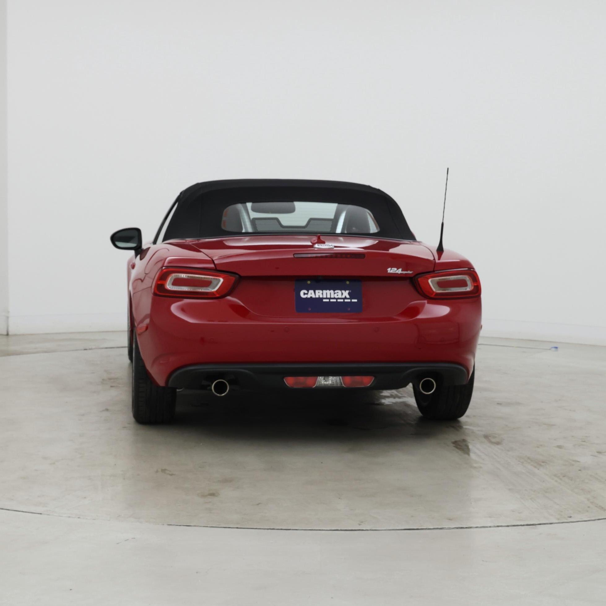 Thumbnail: 2019 Fiat 124 Spider - 6