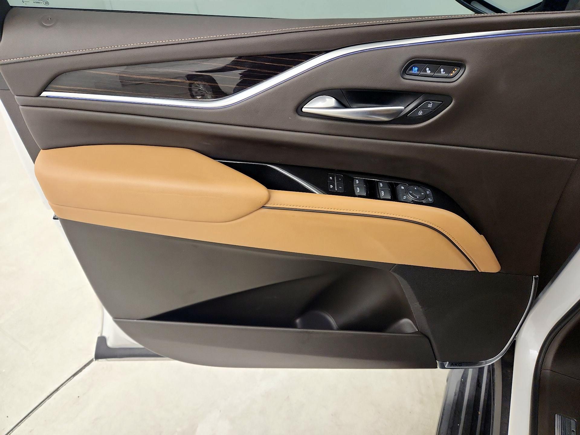 Thumbnail: 2022 Cadillac Escalade - 12