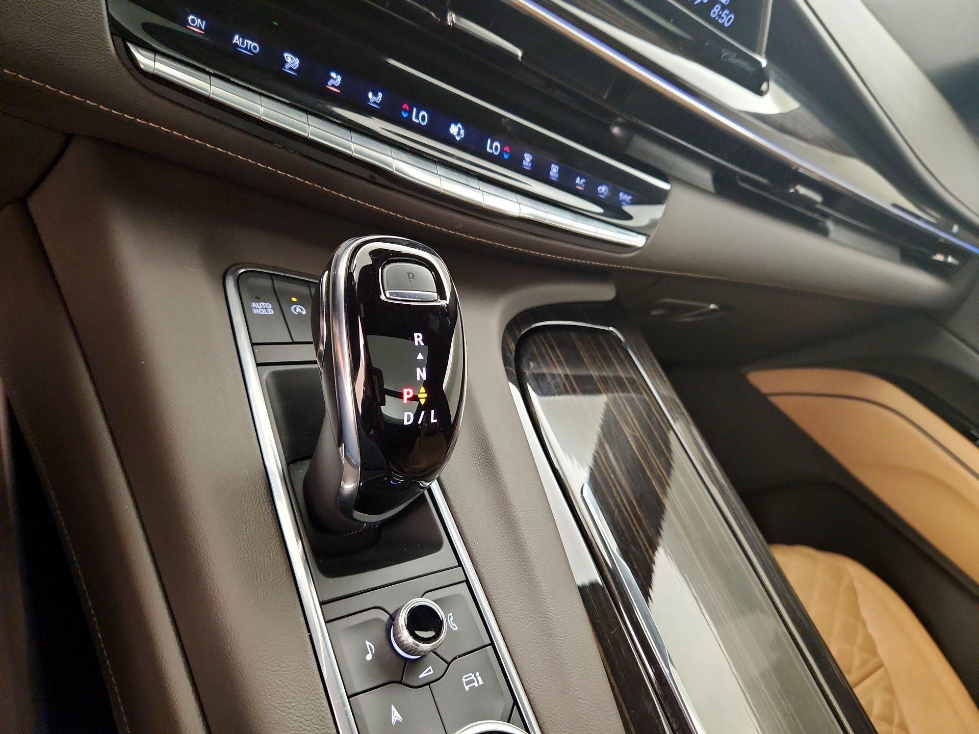 Thumbnail: 2022 Cadillac Escalade - 18