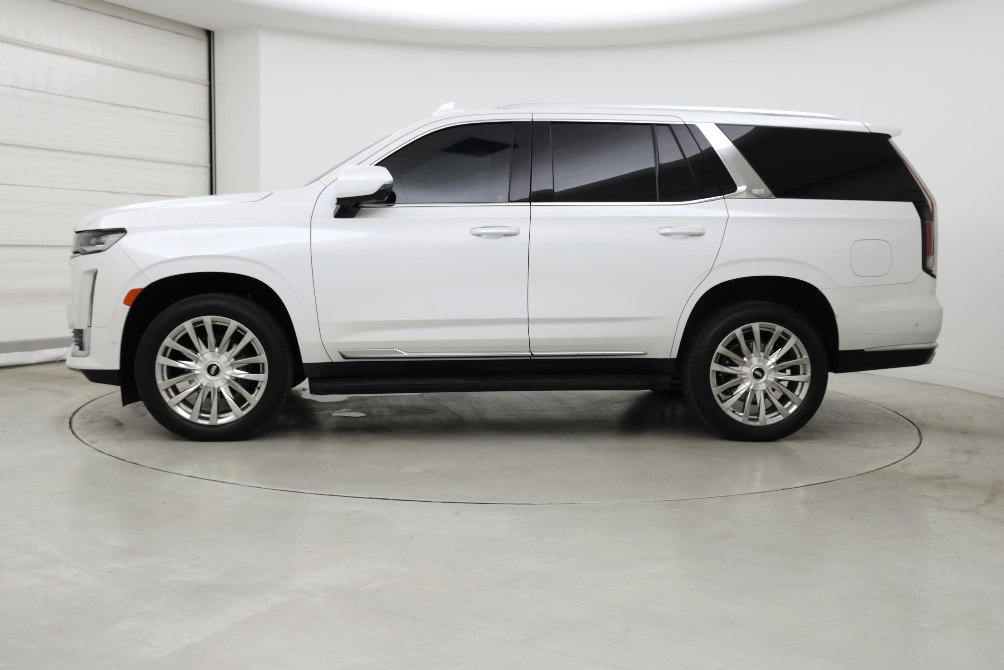 Thumbnail: 2022 Cadillac Escalade - 3