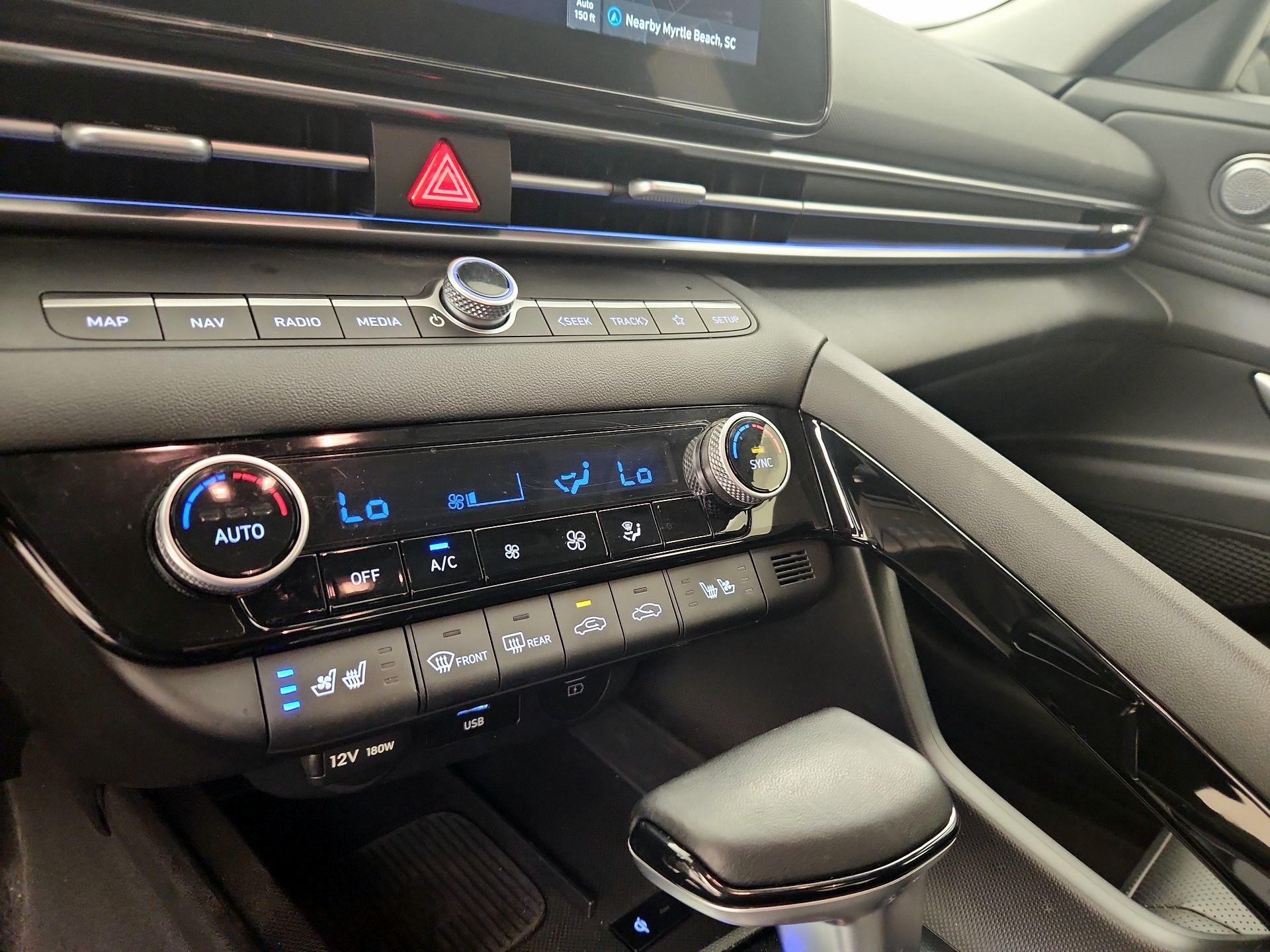 Thumbnail: 2025 Hyundai Elantra - 17