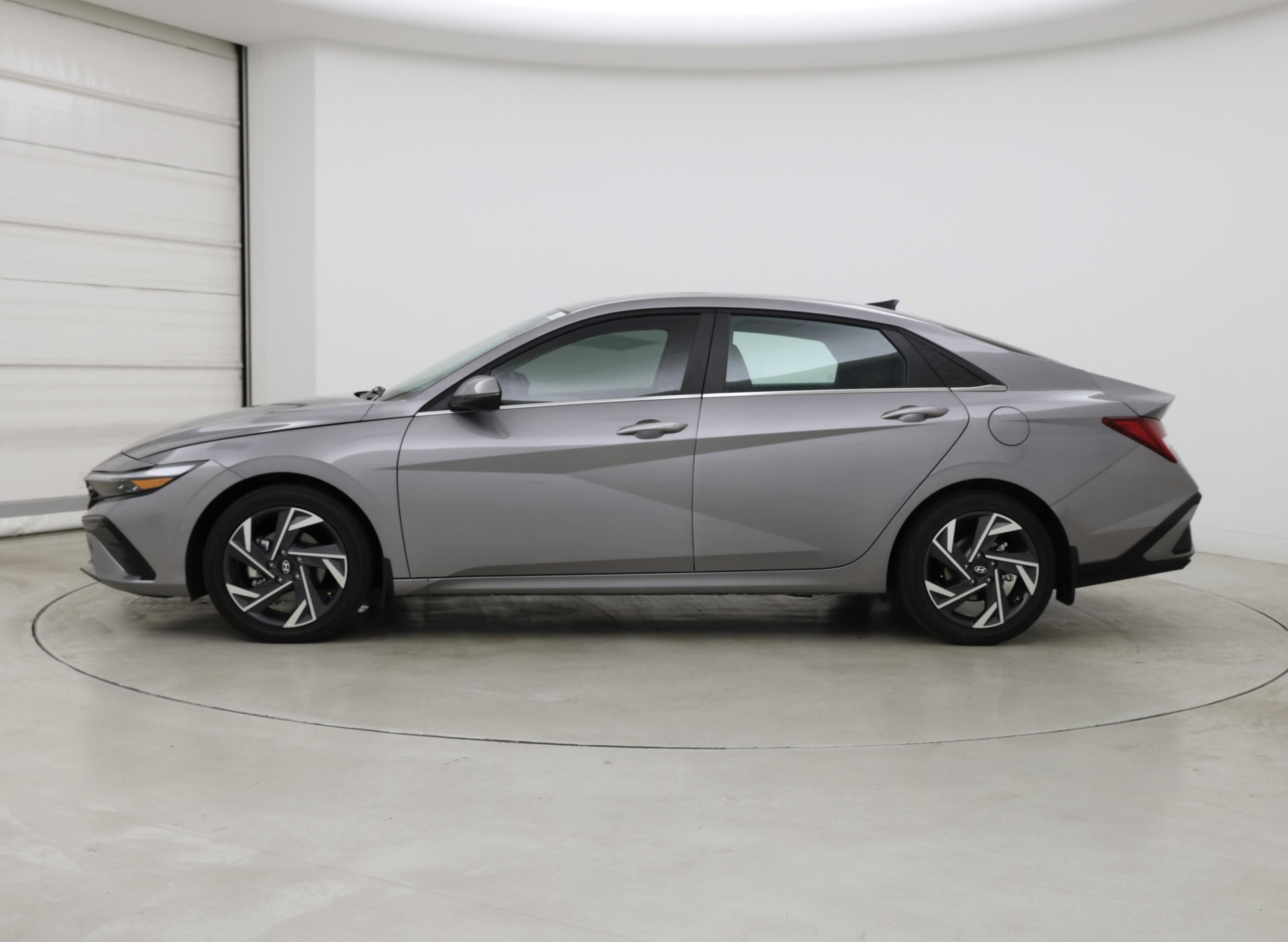 Thumbnail: 2025 Hyundai Elantra - 3