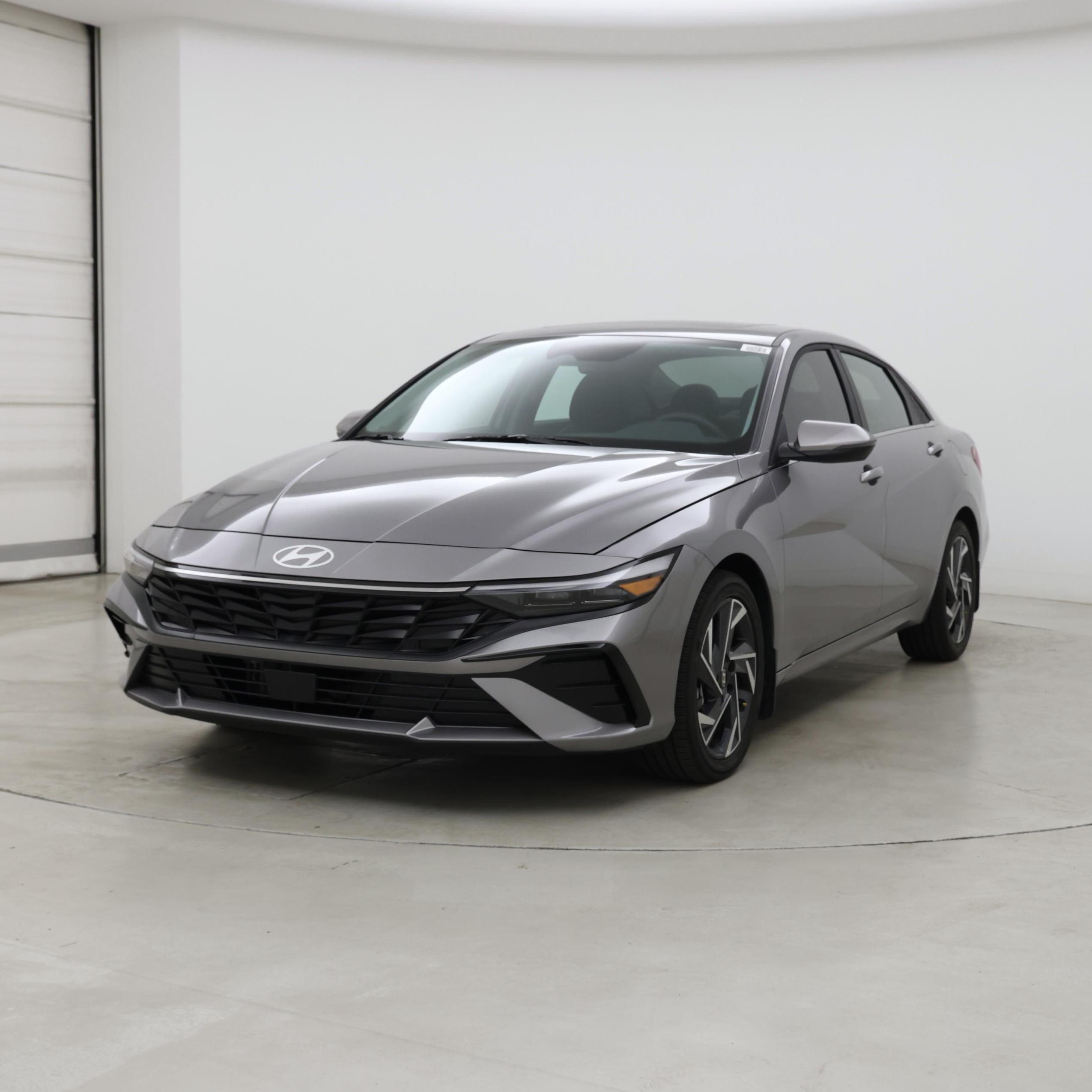 Thumbnail: 2025 Hyundai Elantra - 4