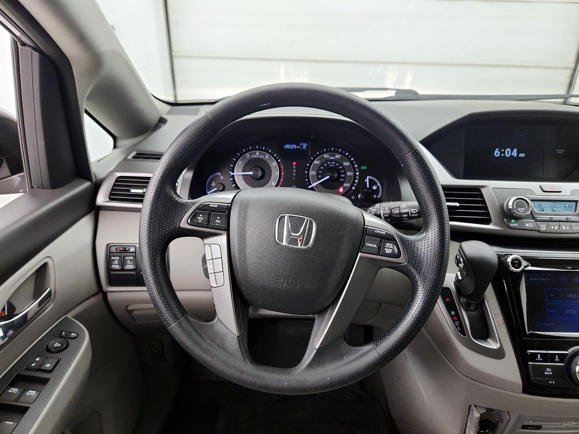Thumbnail: 2017 Honda Odyssey - 10