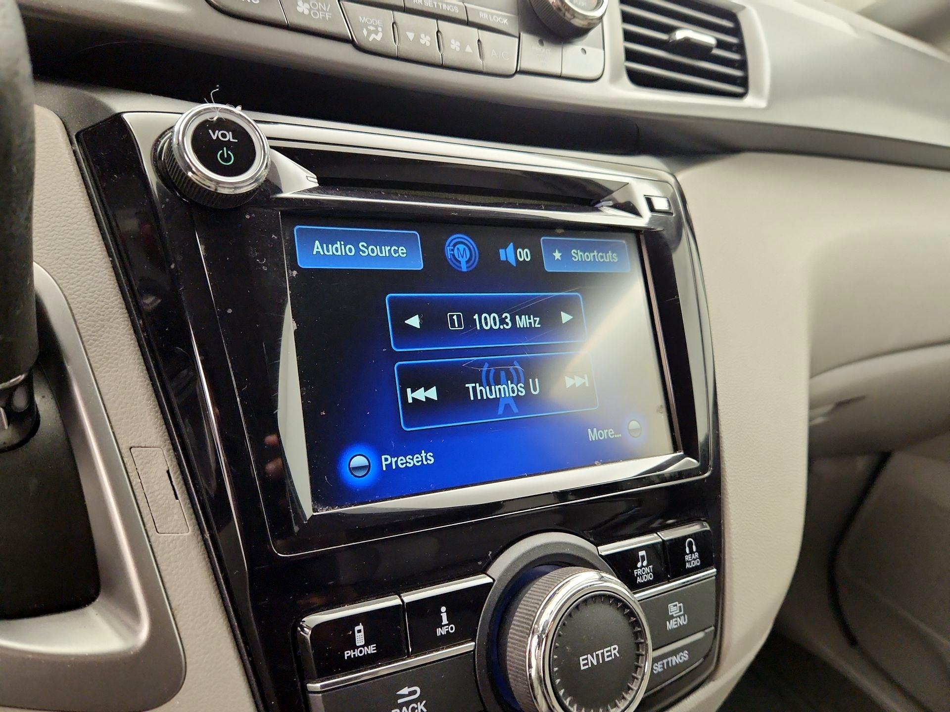 Thumbnail: 2017 Honda Odyssey - 15