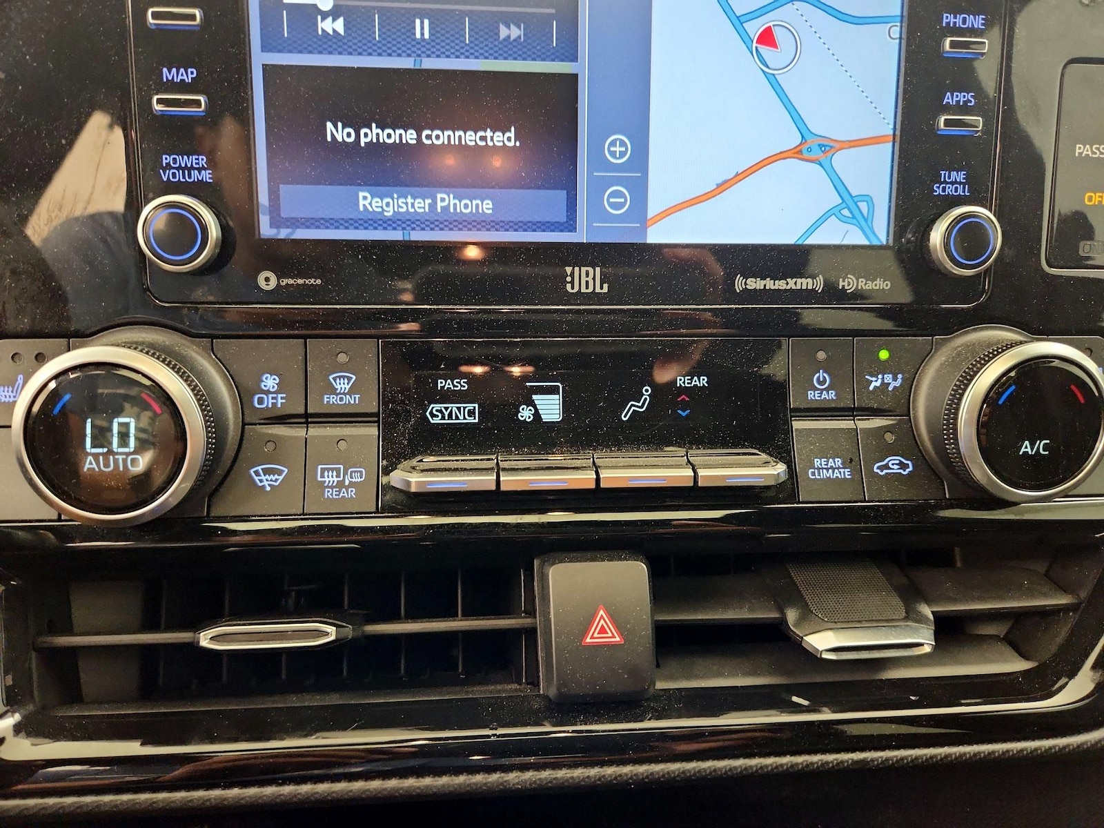 2021 Toyota Highlander XSE - Photo 18