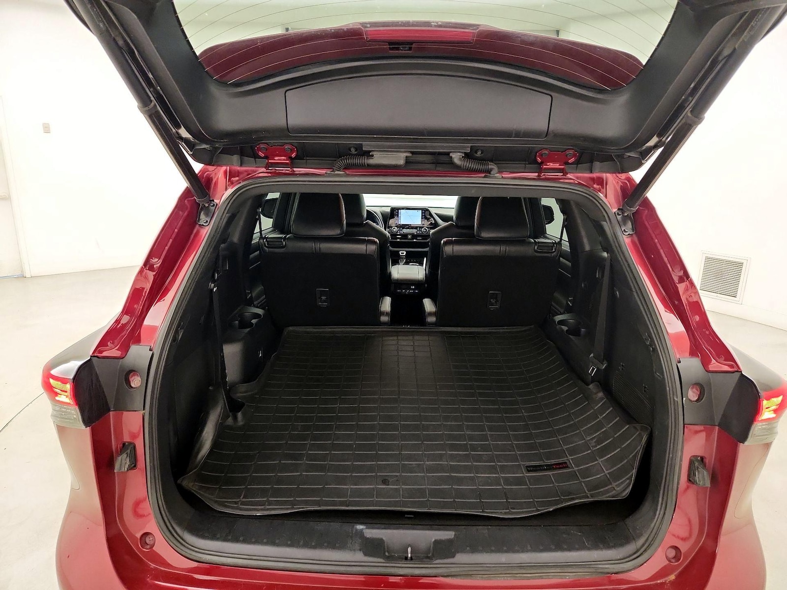 2021 Toyota Highlander XSE - Photo 25