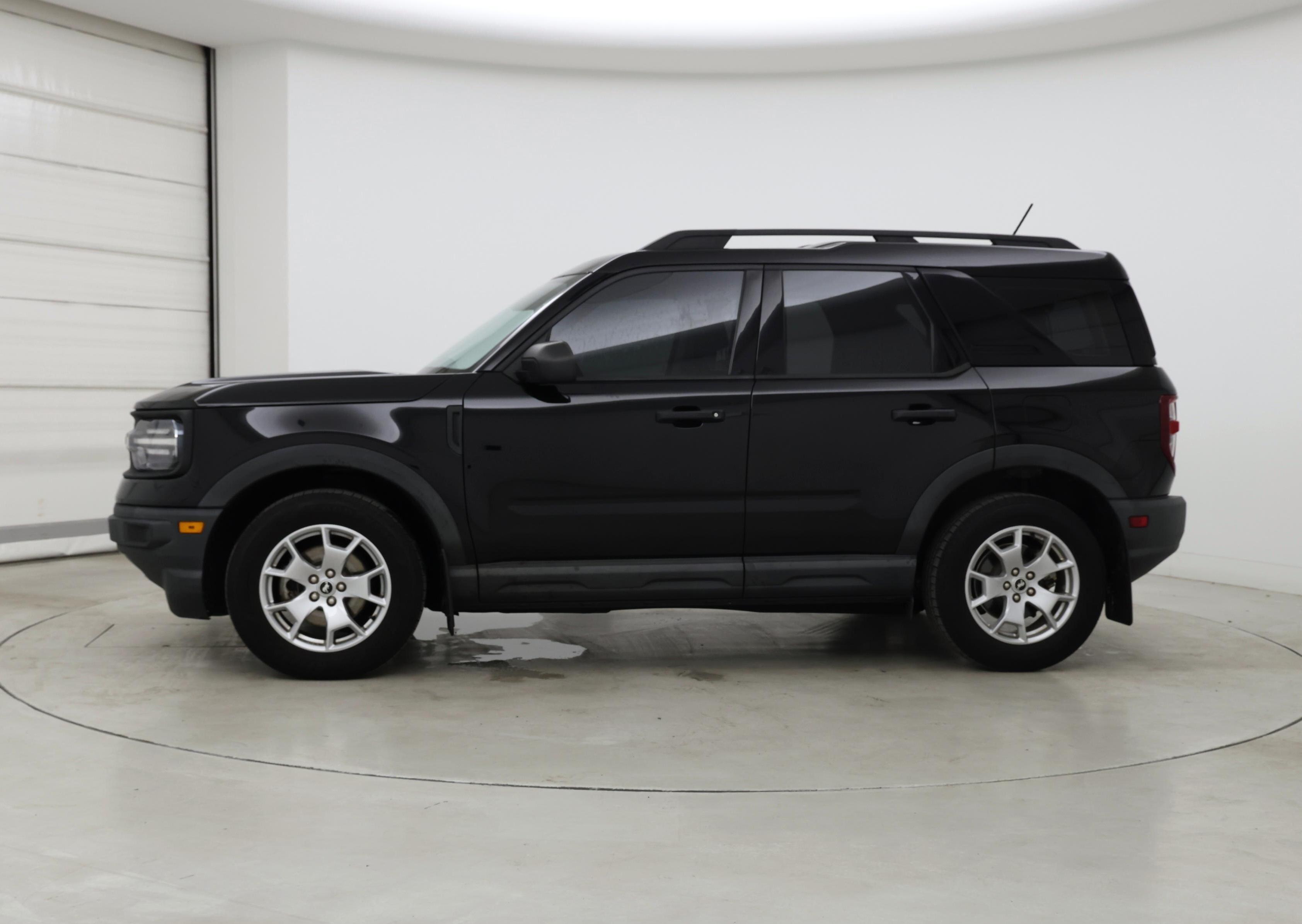 Thumbnail: 2021 Ford Bronco Sport - 3