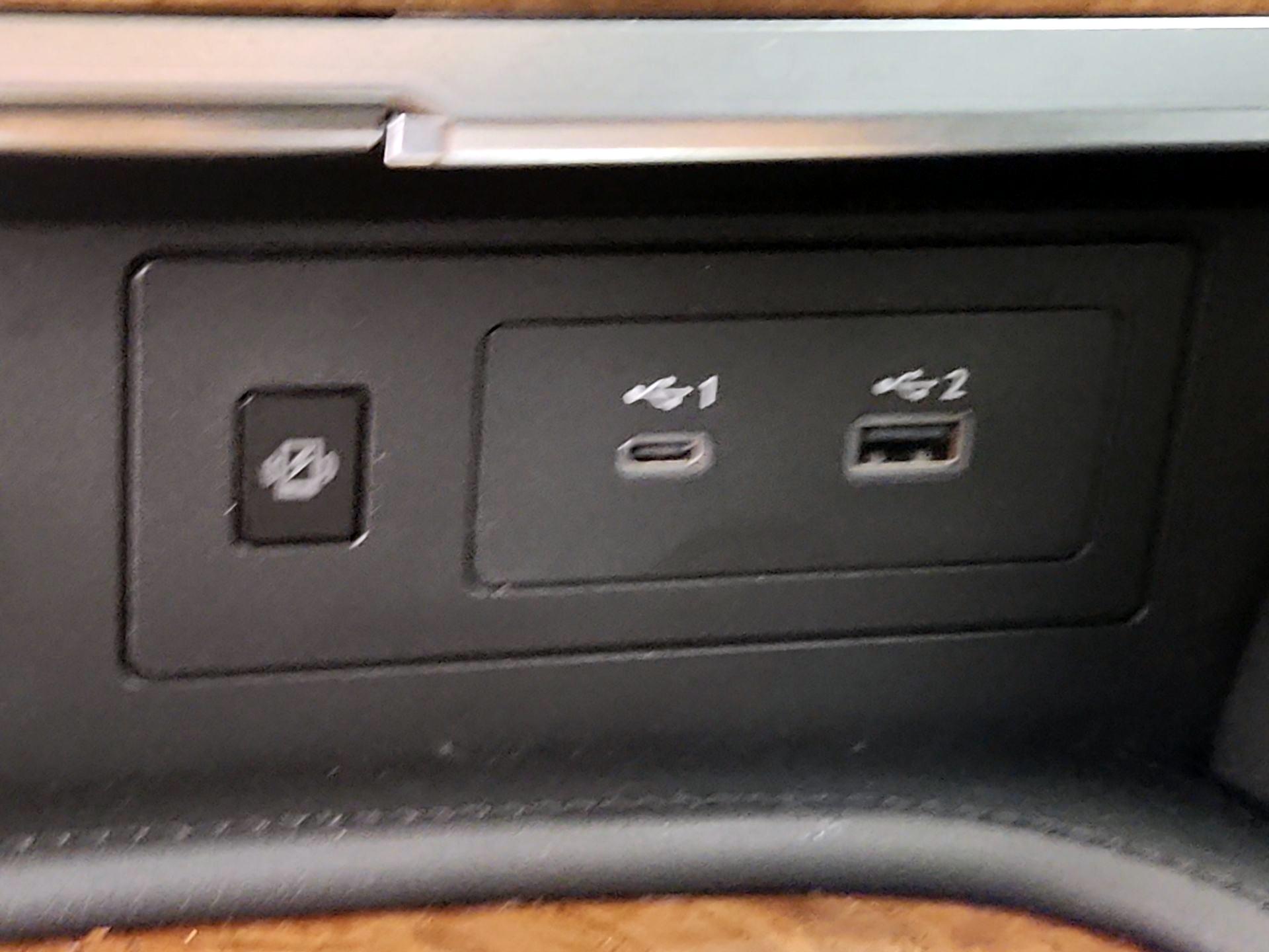 Thumbnail: 2023 Nissan Armada - 19