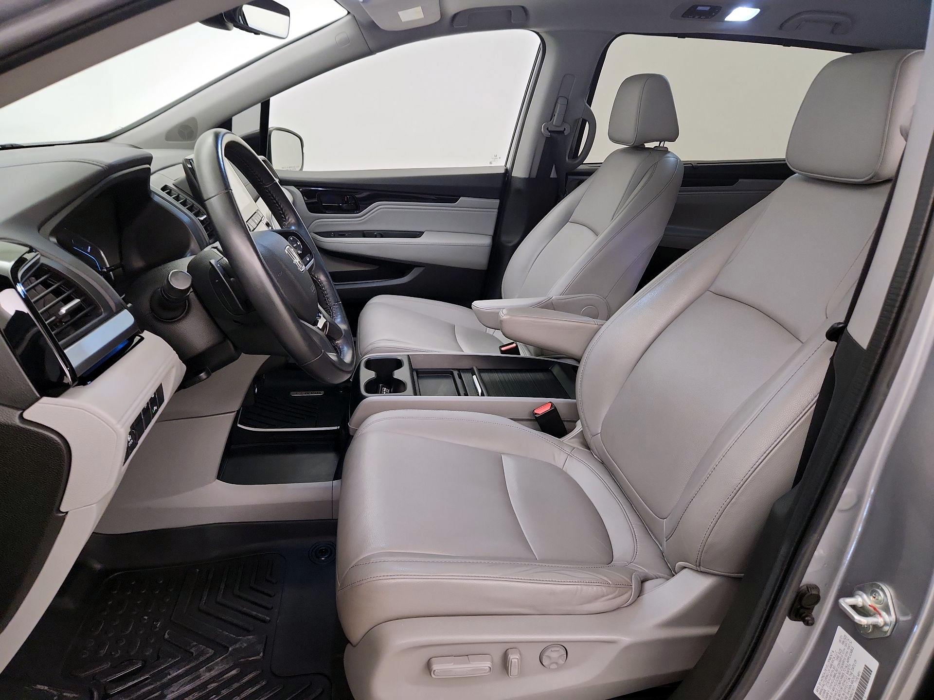 Thumbnail: 2022 Honda Odyssey - 11