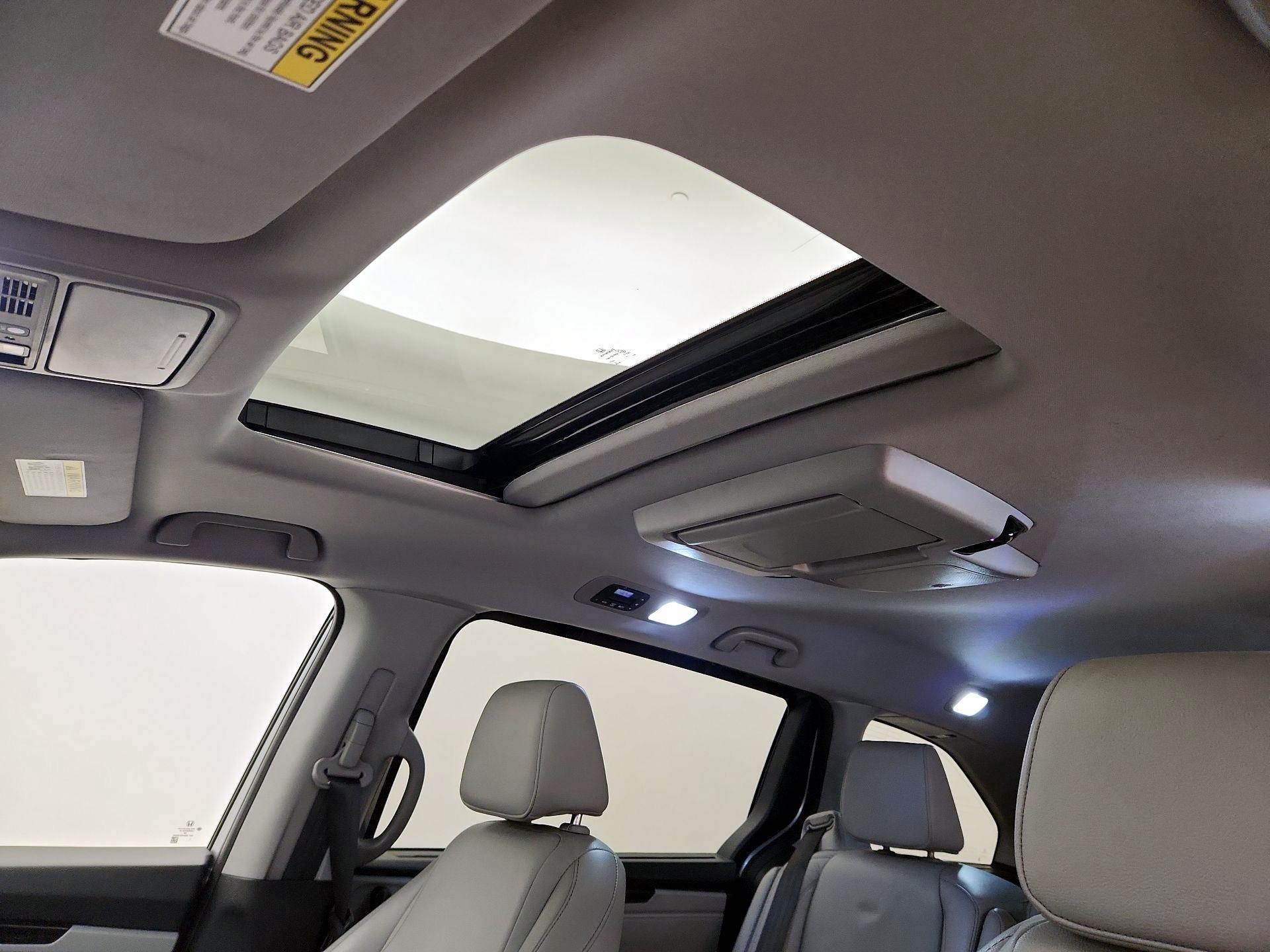 Thumbnail: 2022 Honda Odyssey - 20