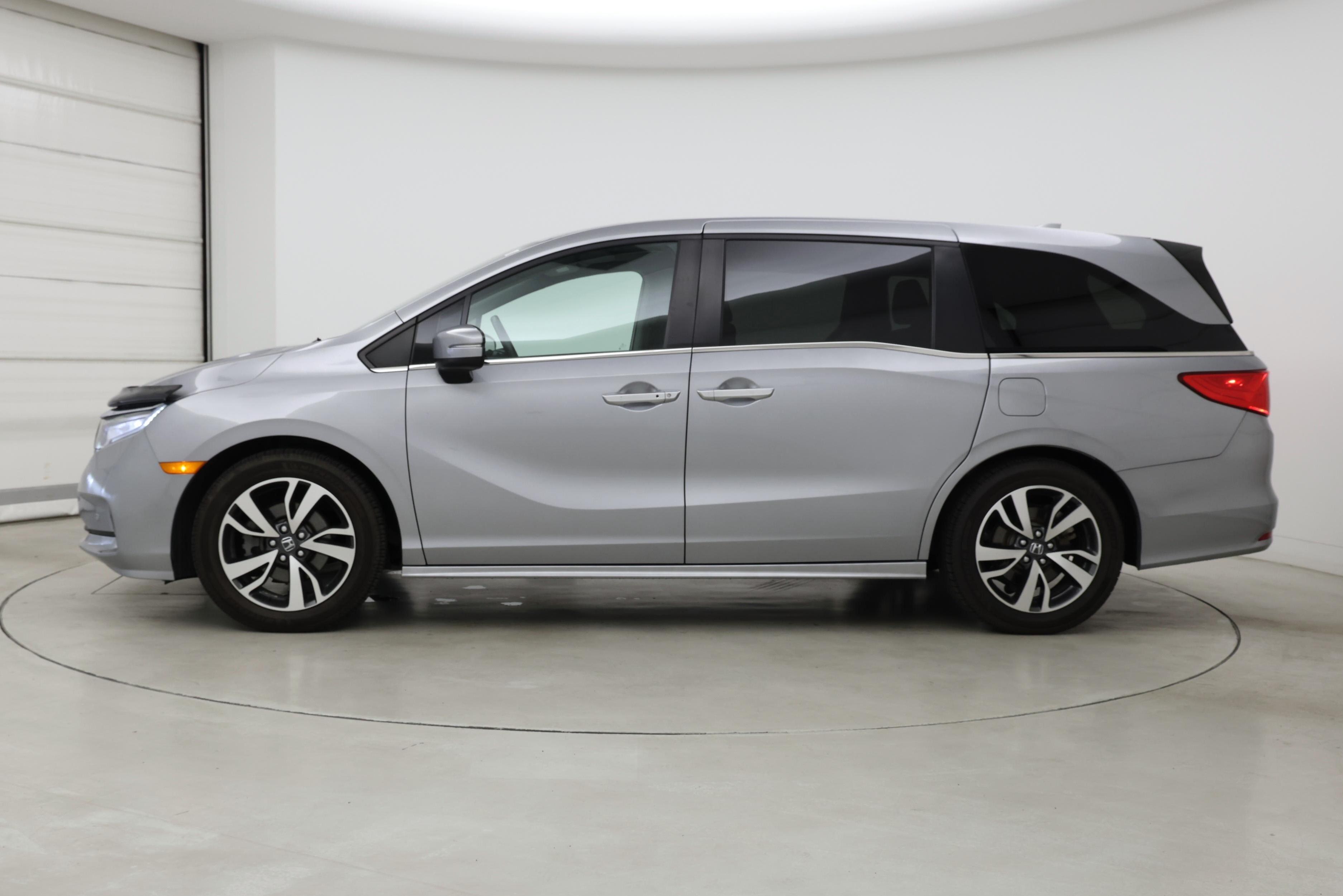 Thumbnail: 2022 Honda Odyssey - 3