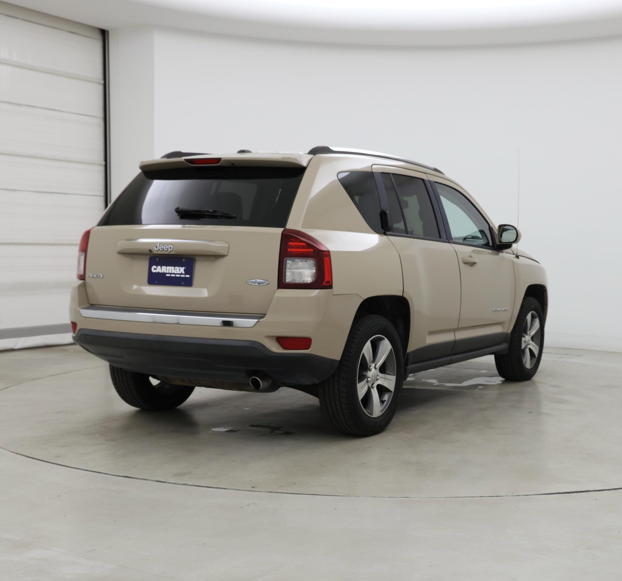 Thumbnail: 2016 Jeep Compass - 8