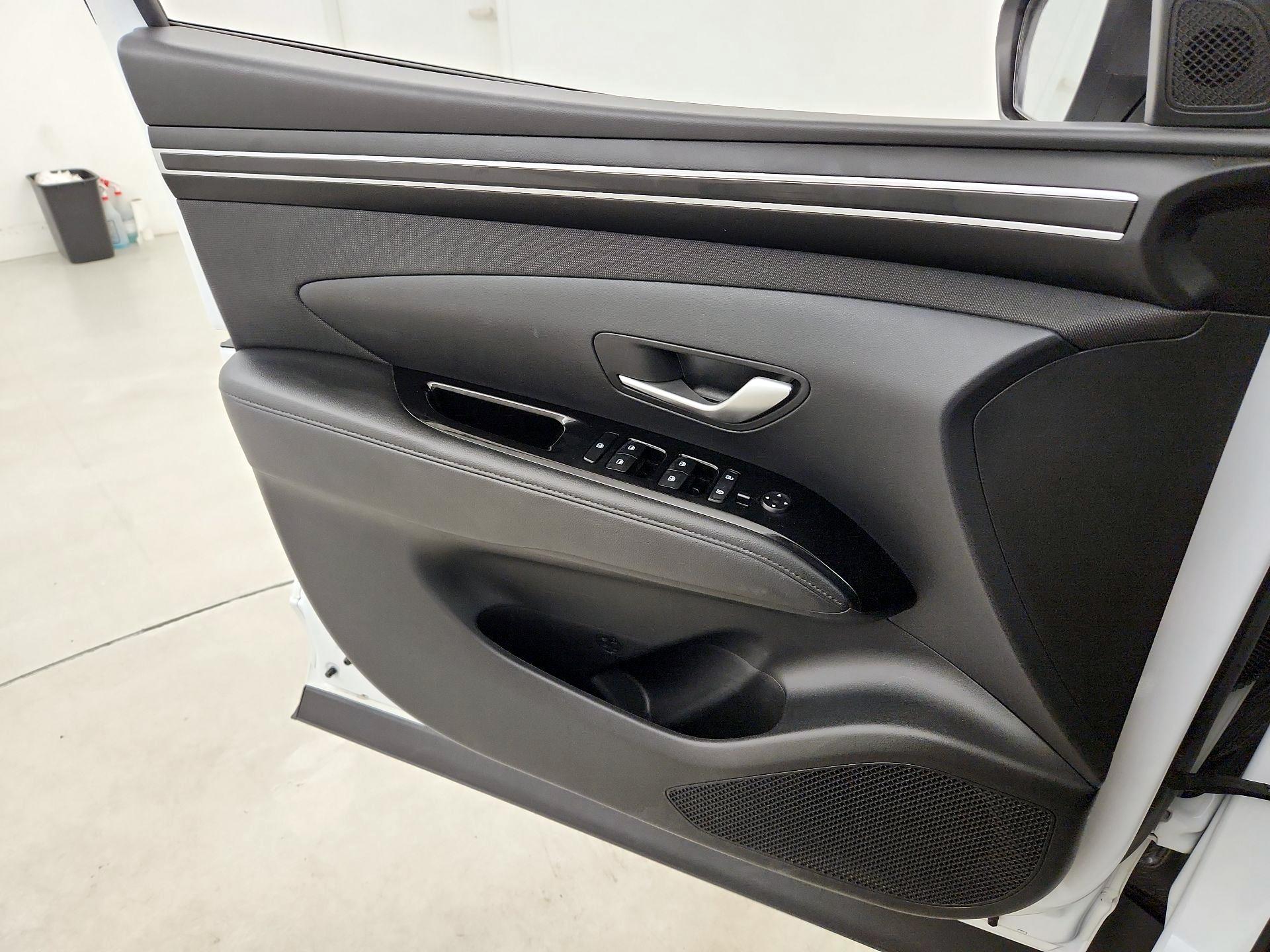 Thumbnail: 2022 Hyundai Tucson - 12