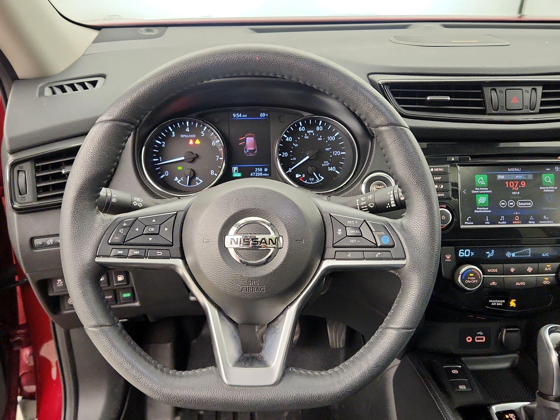 Thumbnail: 2020 Nissan Rogue - 10