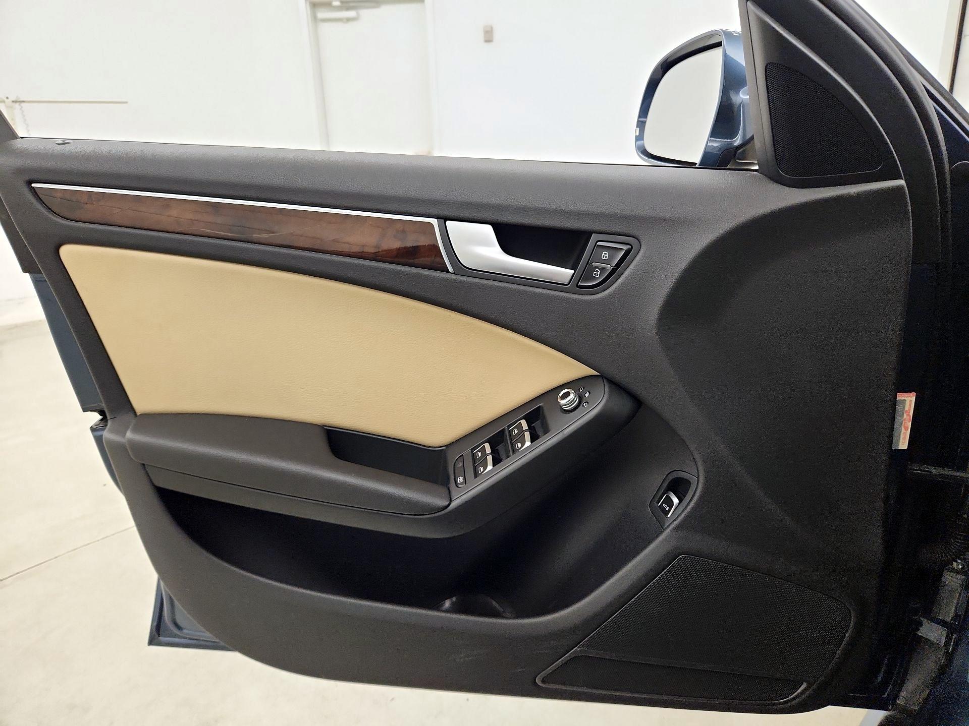 Thumbnail: 2015 Audi A4 - 12