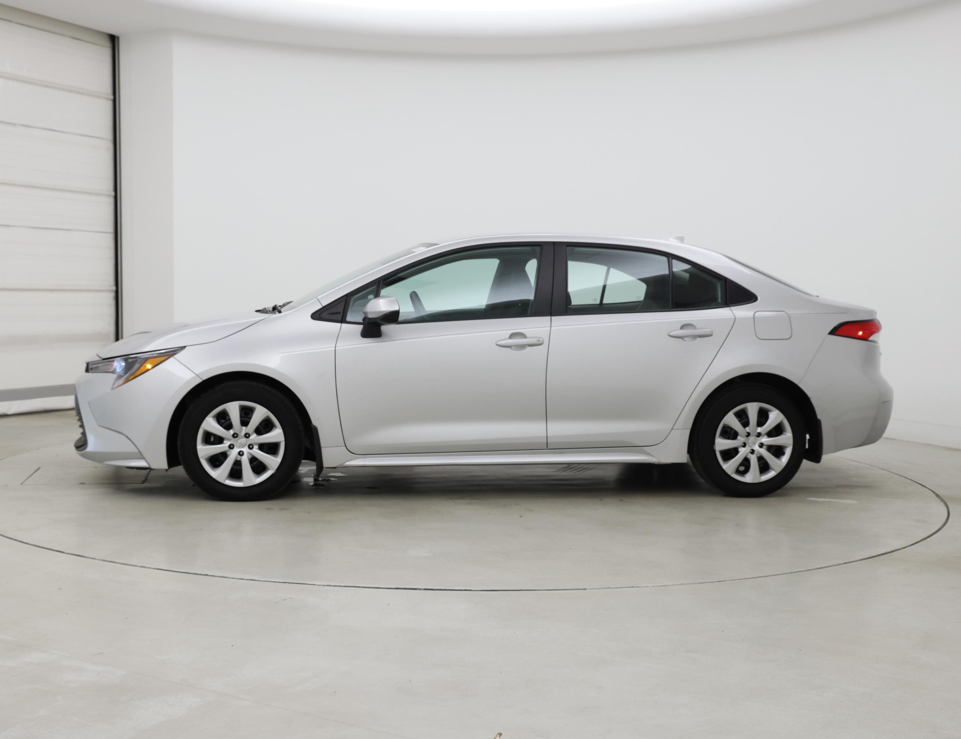 Thumbnail: 2026 Toyota Corolla - 3